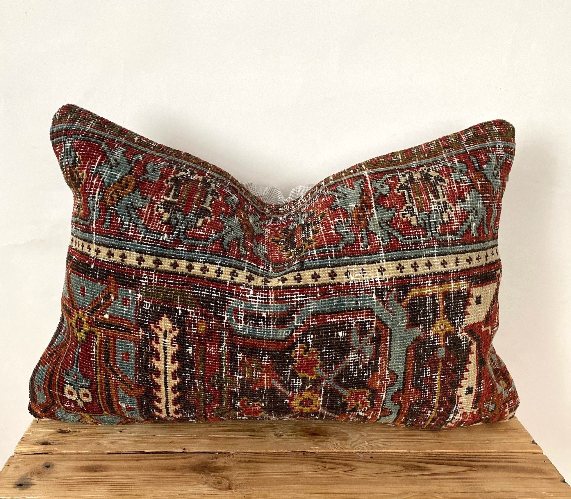 Umeko - Persian Pillow Cover