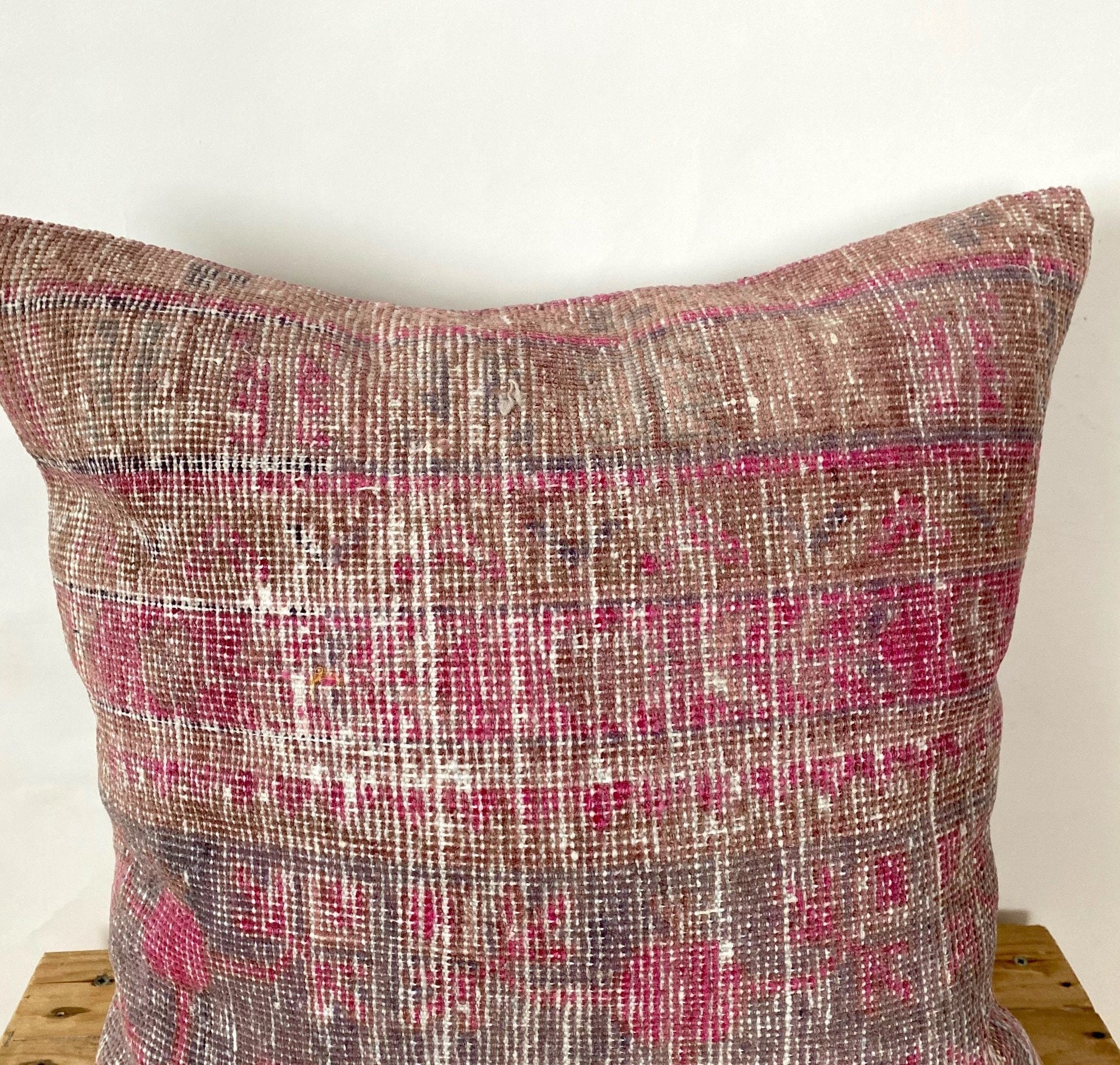 Ula - Persian Pillow Cover