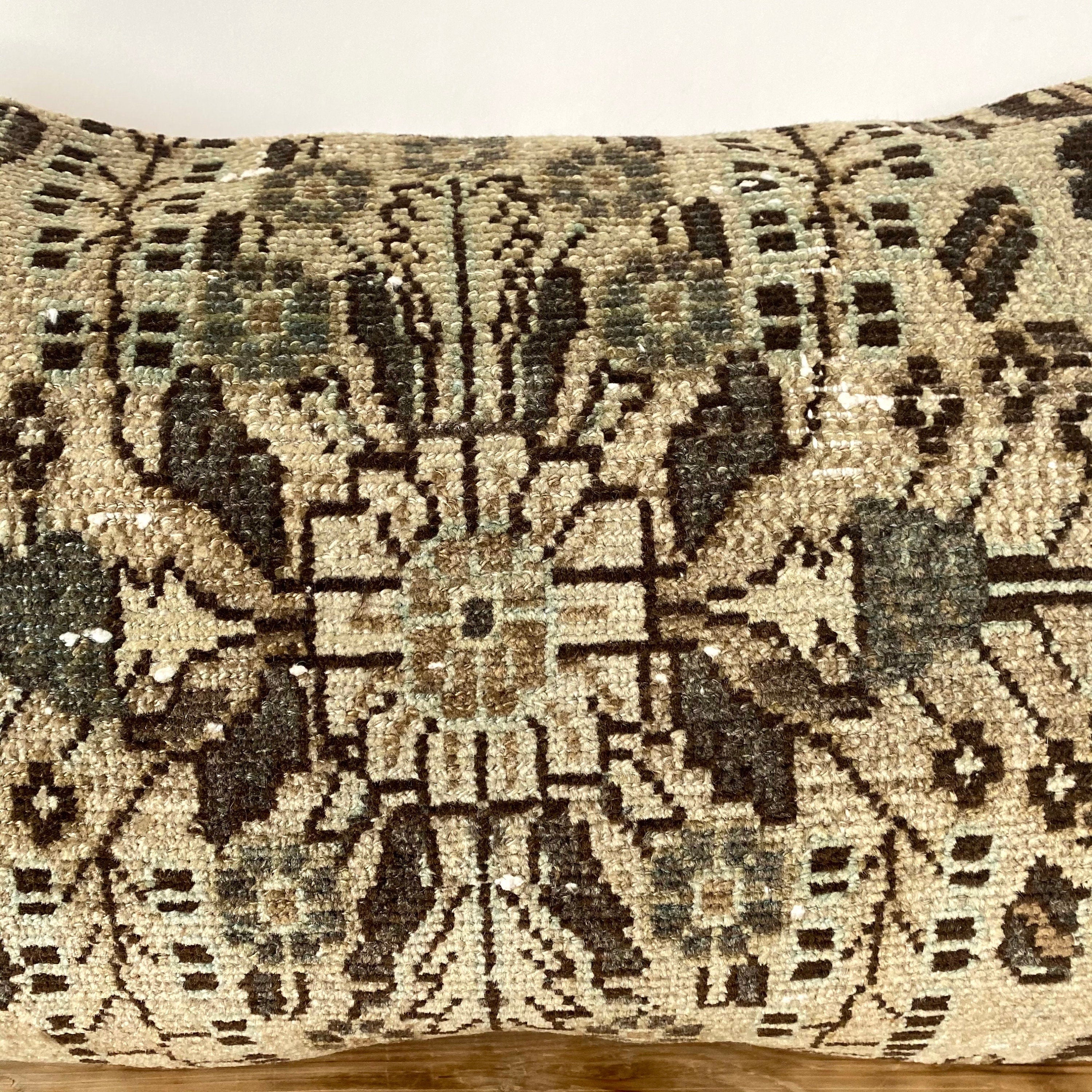 Ubah - Persian Pillow Cover