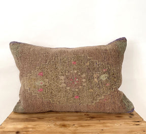 Vaniah - Persian Pillow Cover