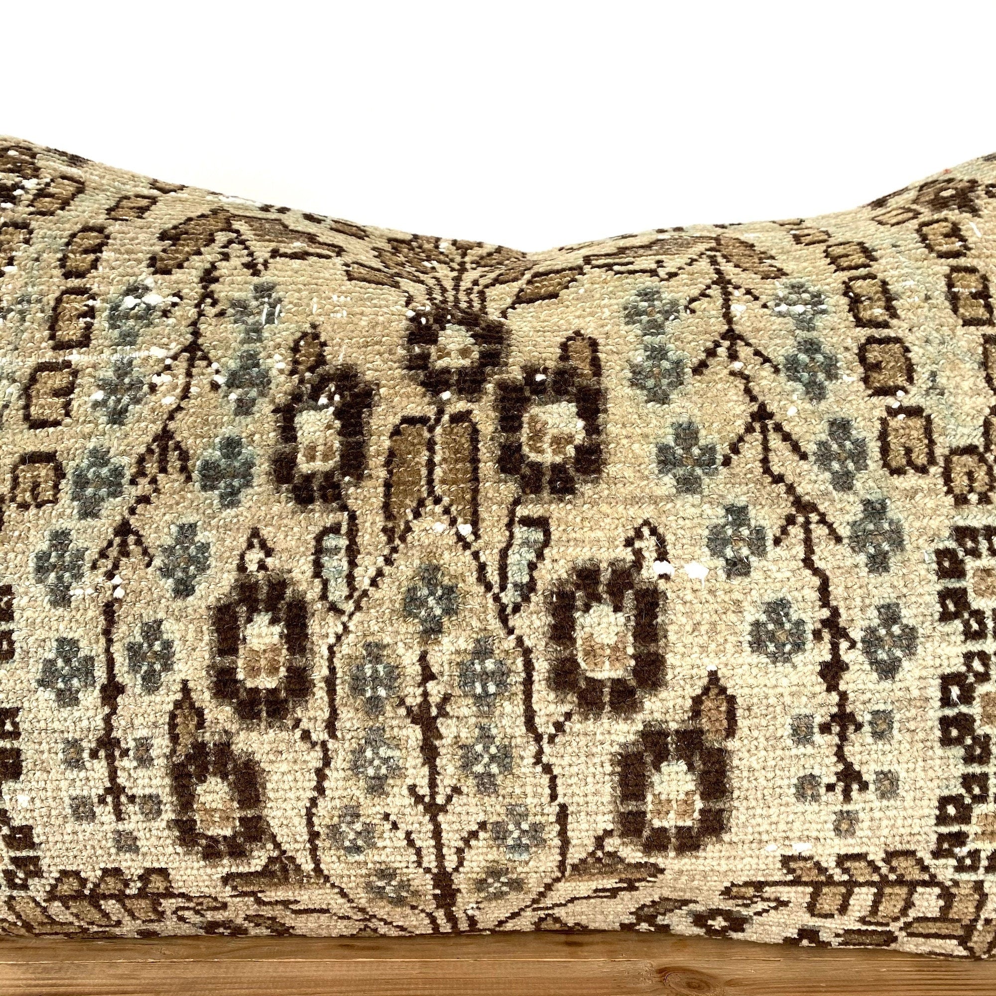 Vira - Persian Pillow Cover