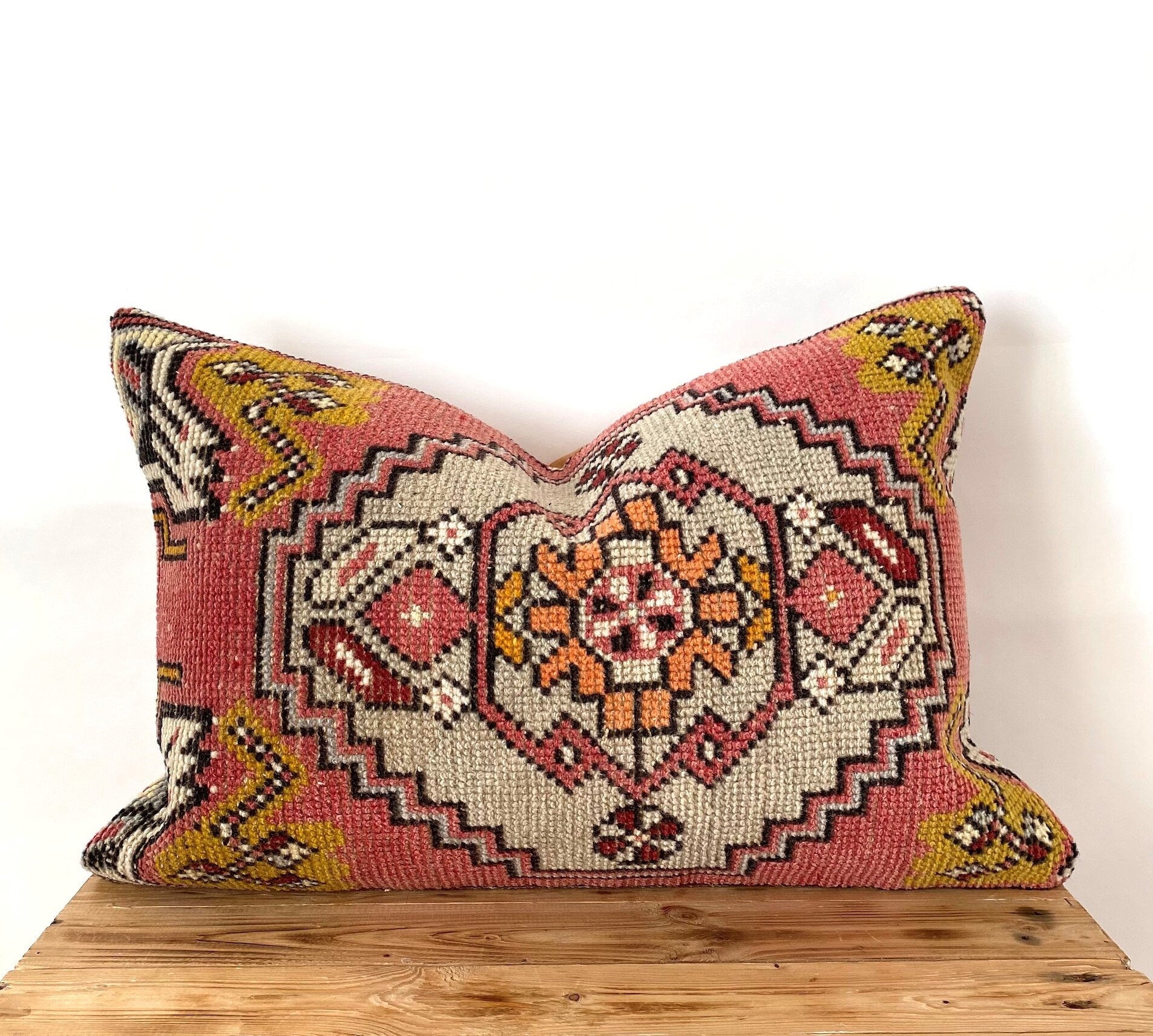 Vayla - Persian Pillow Cover