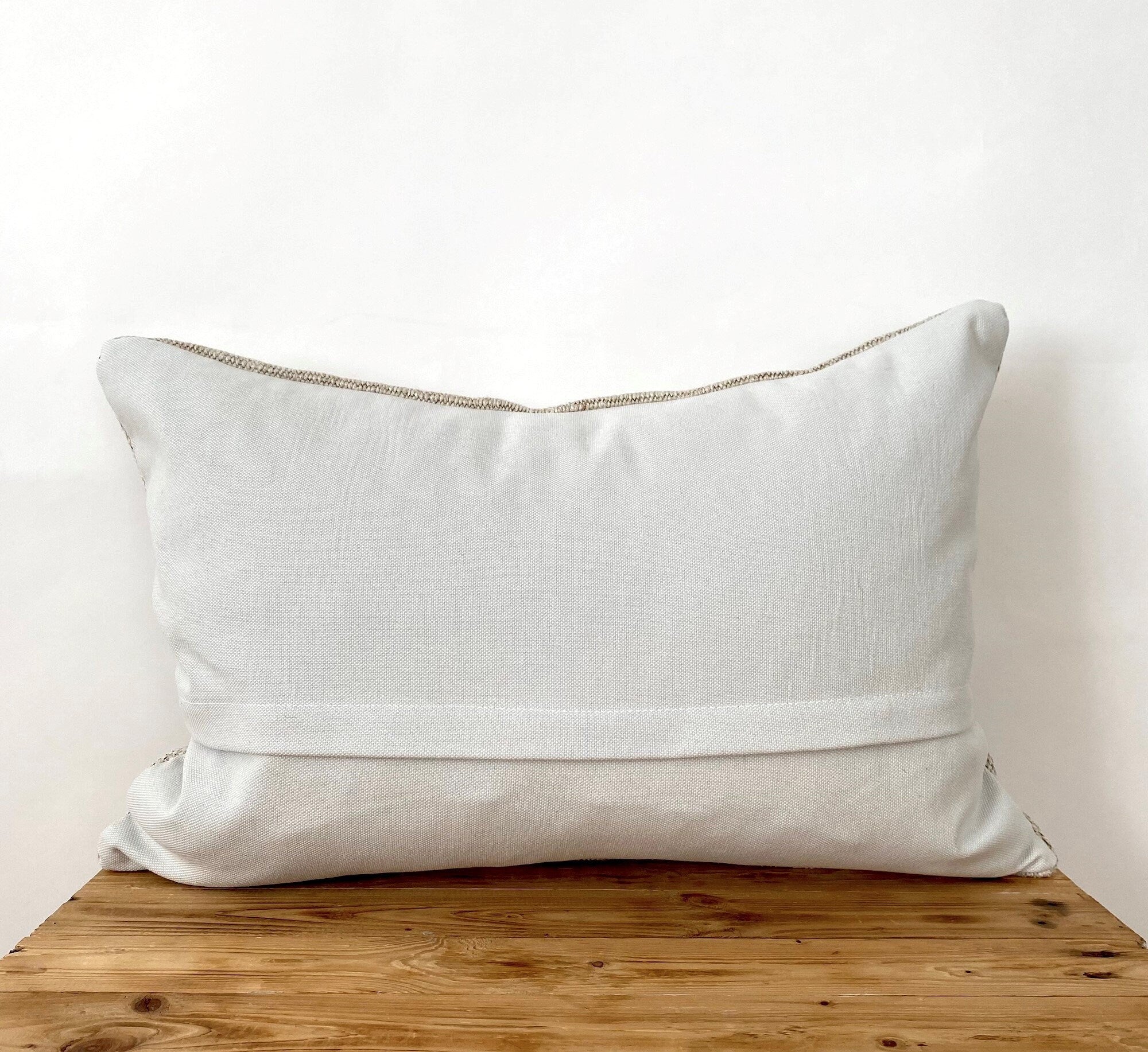 Cadenza - White Hemp Pillow Cover