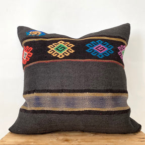 Levia - Brown Hemp Pillow Cover