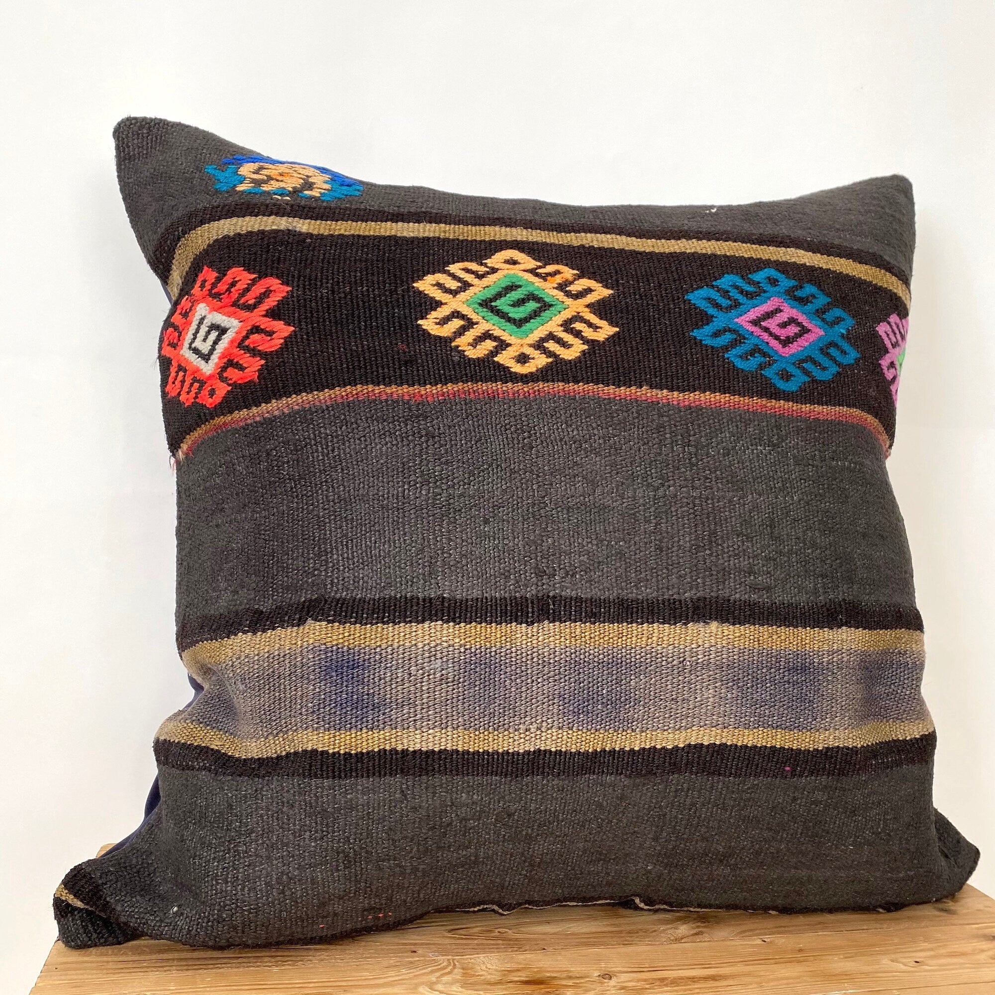 Levia - Brown Hemp Pillow Cover