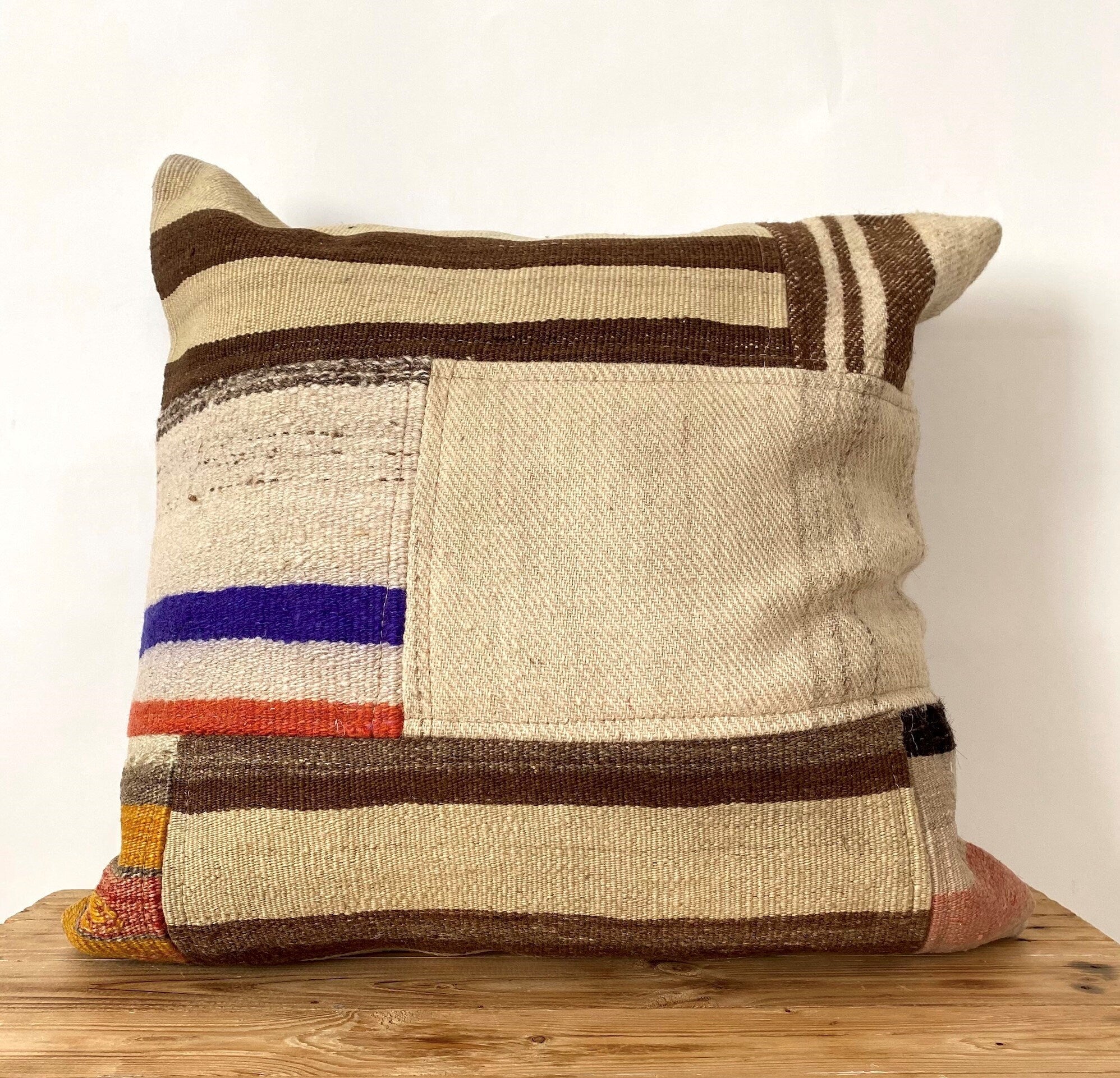 Yvette - Beige Kilim Pillow Cover