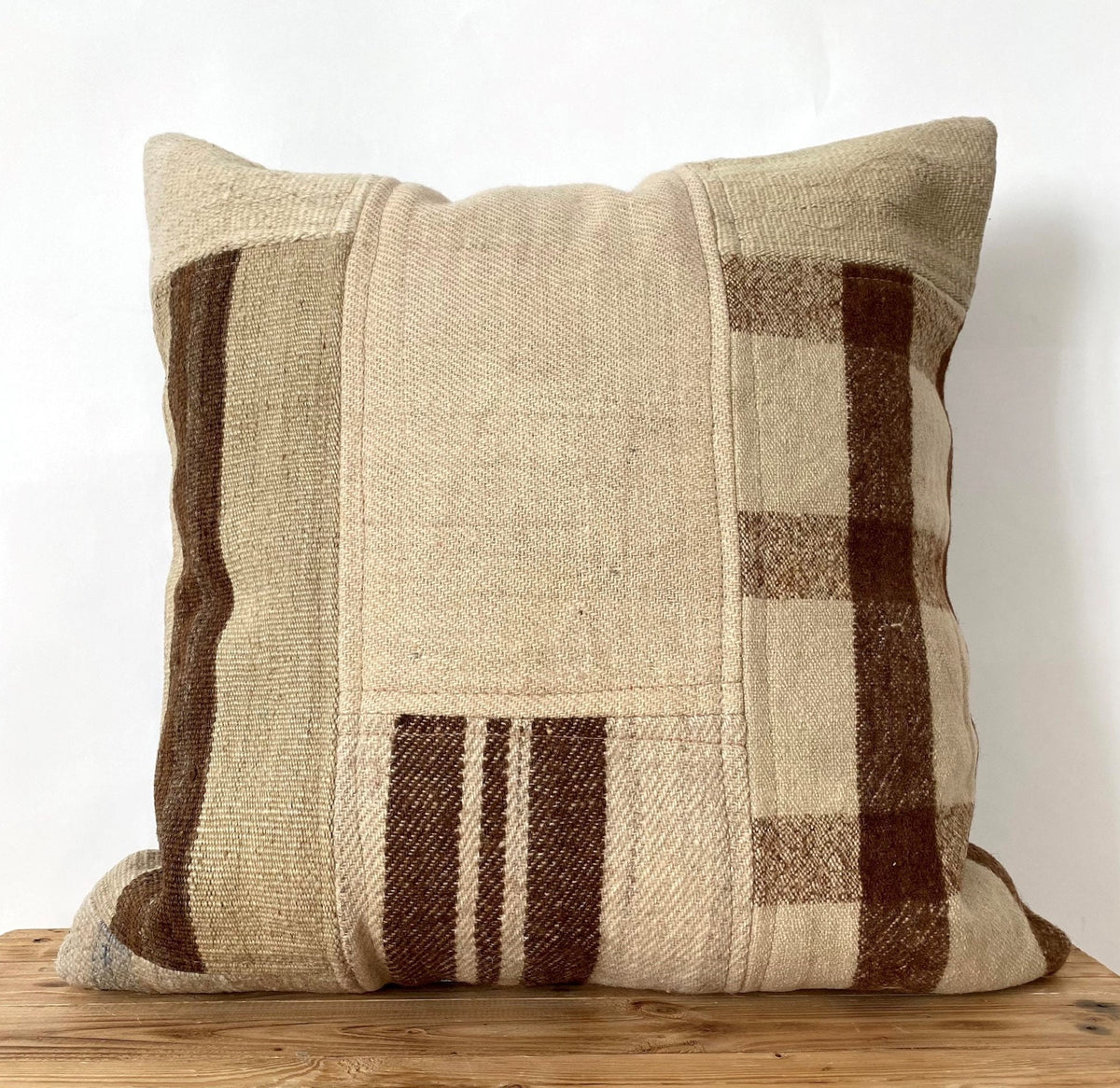 Yasmina - Beige Kilim Pillow Cover