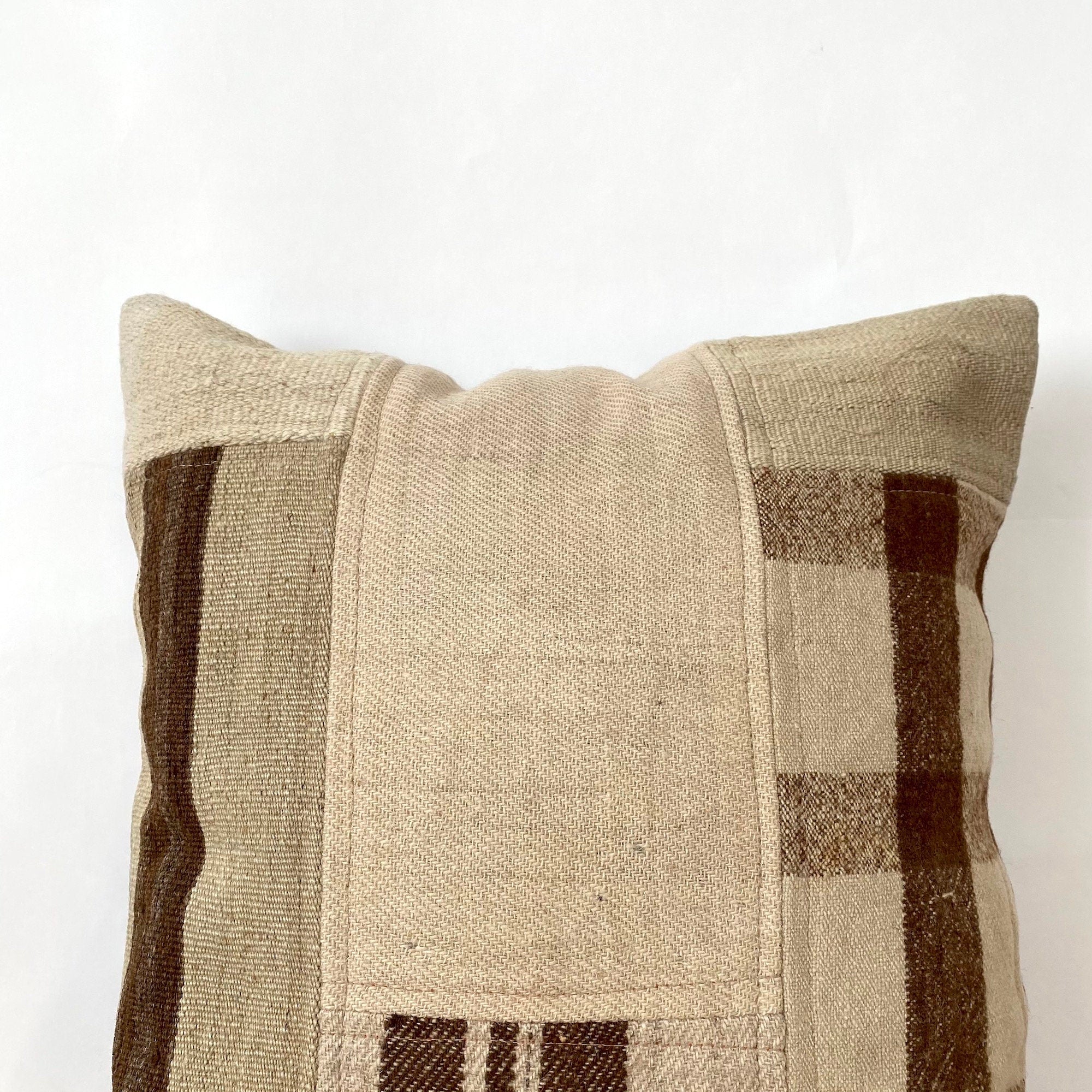 Yasmina - Beige Kilim Pillow Cover