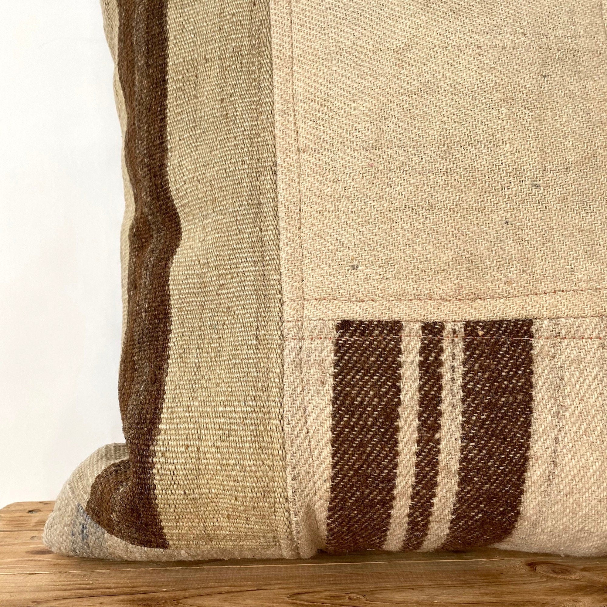 Yasmina - Beige Kilim Pillow Cover