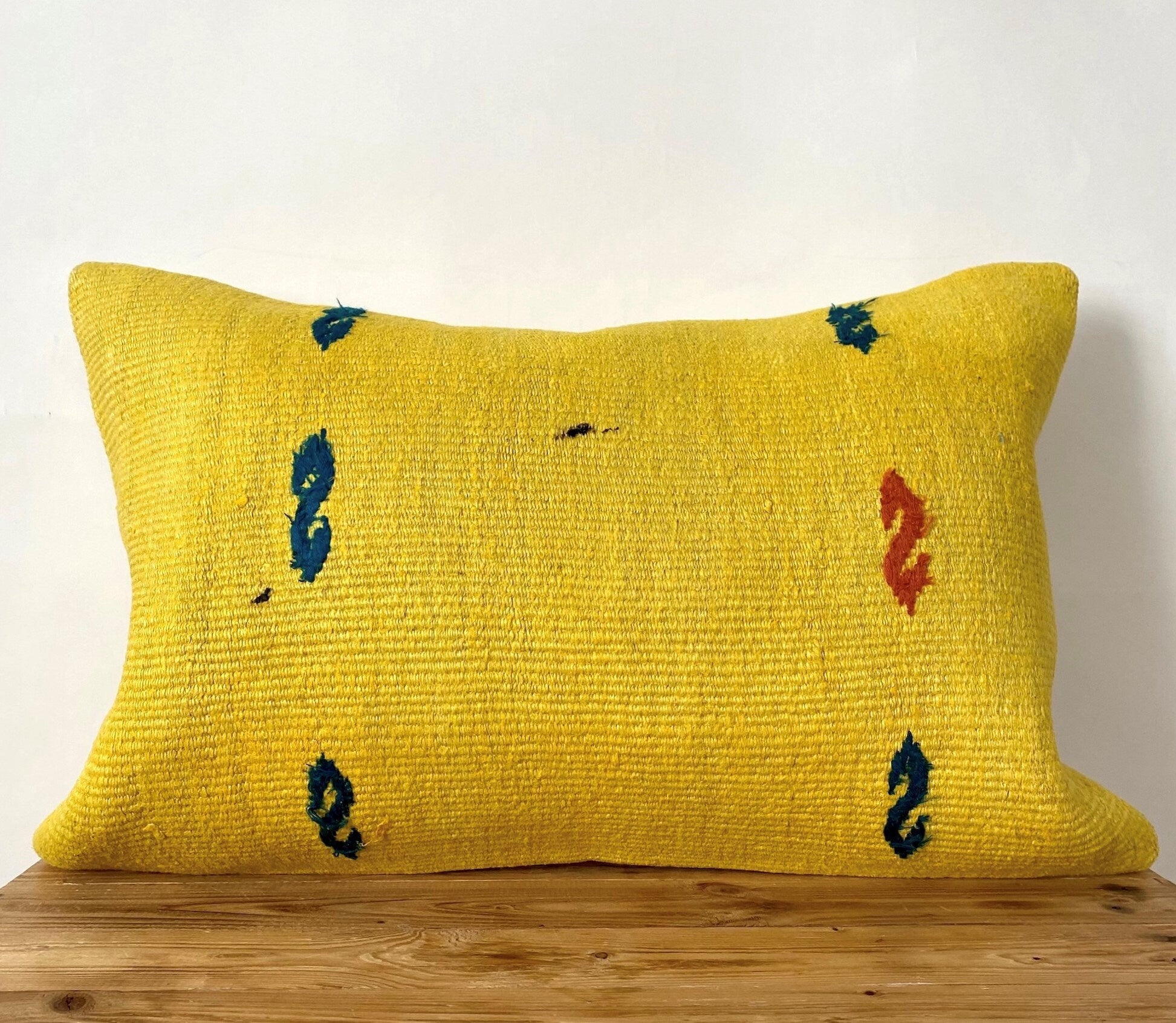 Yonina - Yellow Hemp Pillow Cover