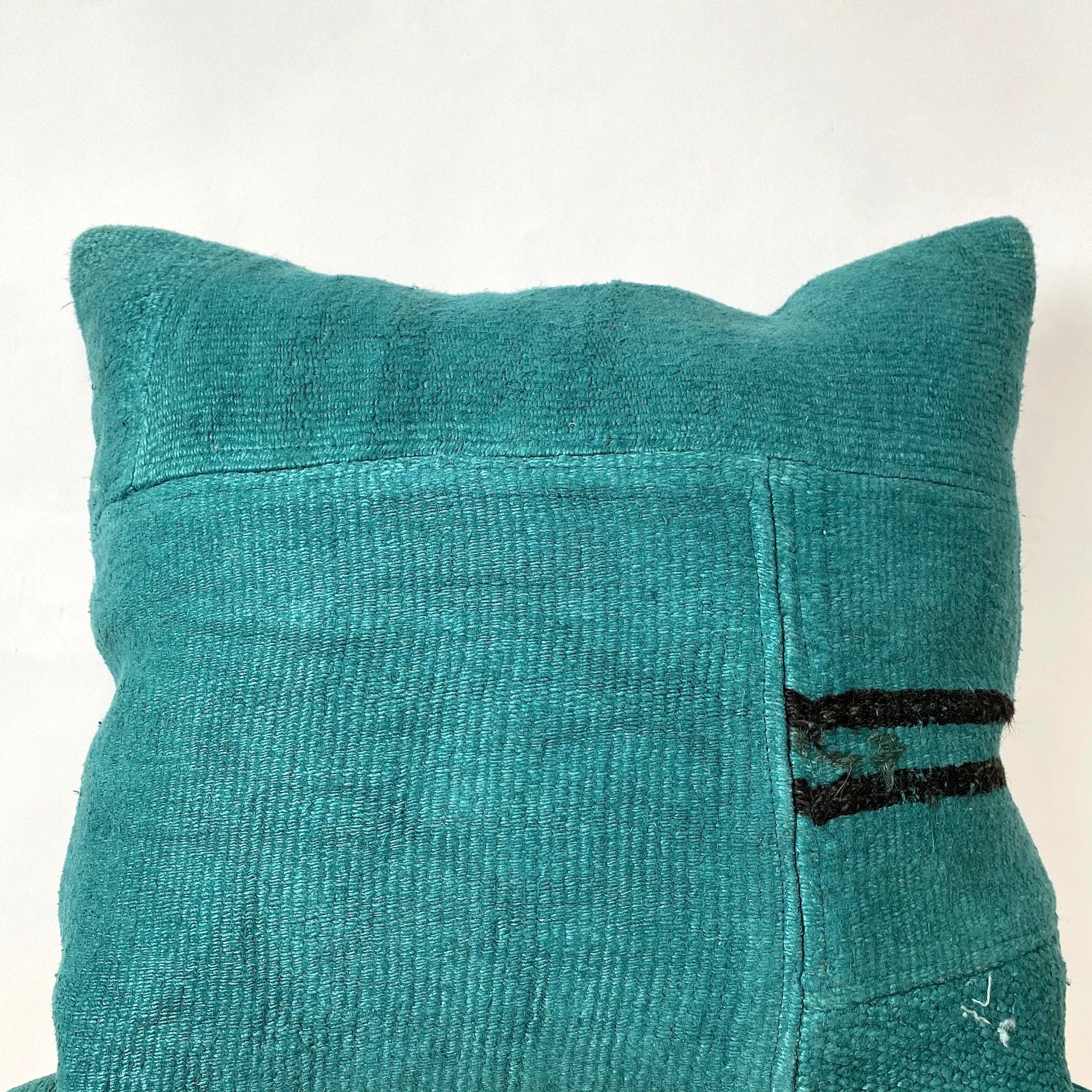 Caiya - Turquoise Hemp Pillow Cover