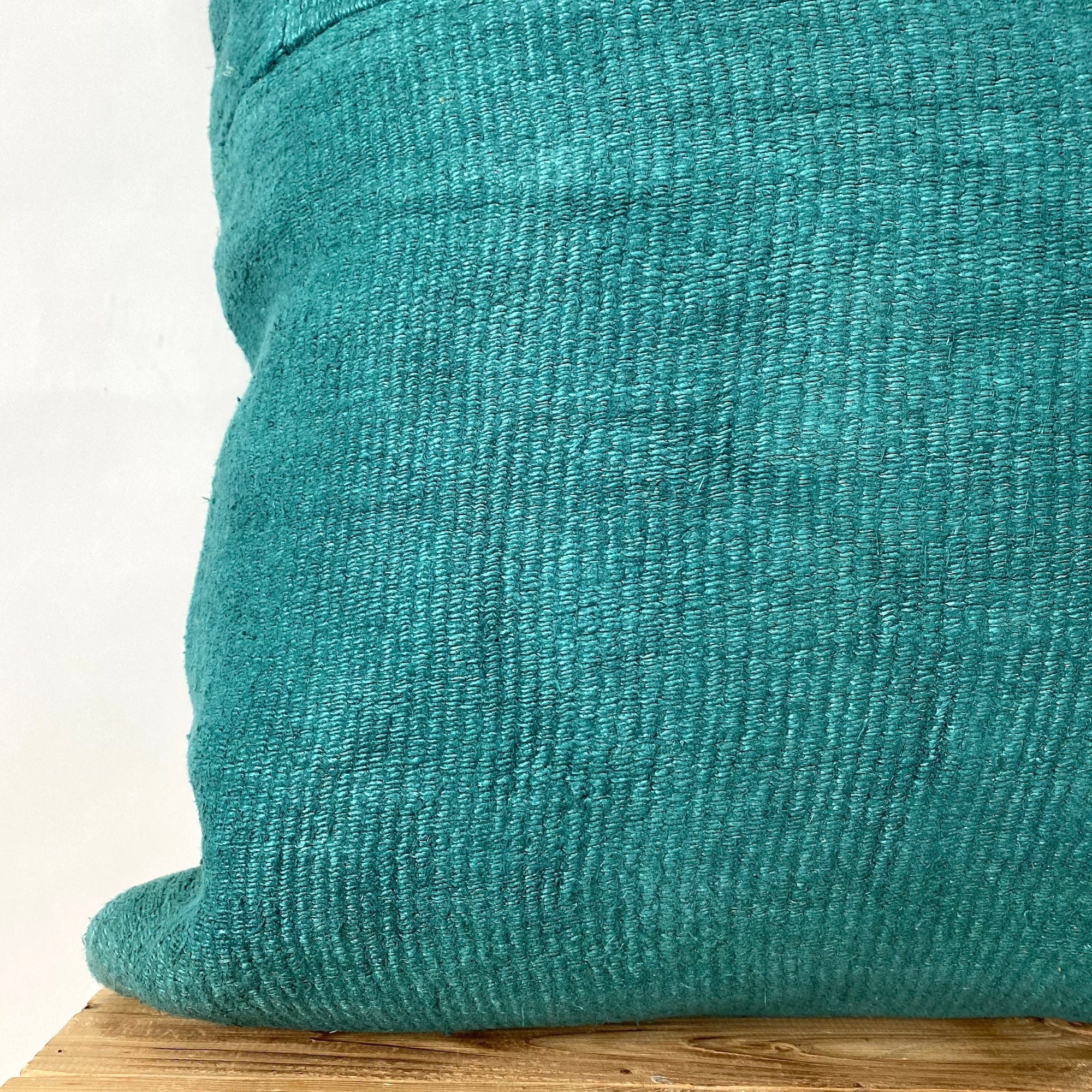 Caiya - Turquoise Hemp Pillow Cover