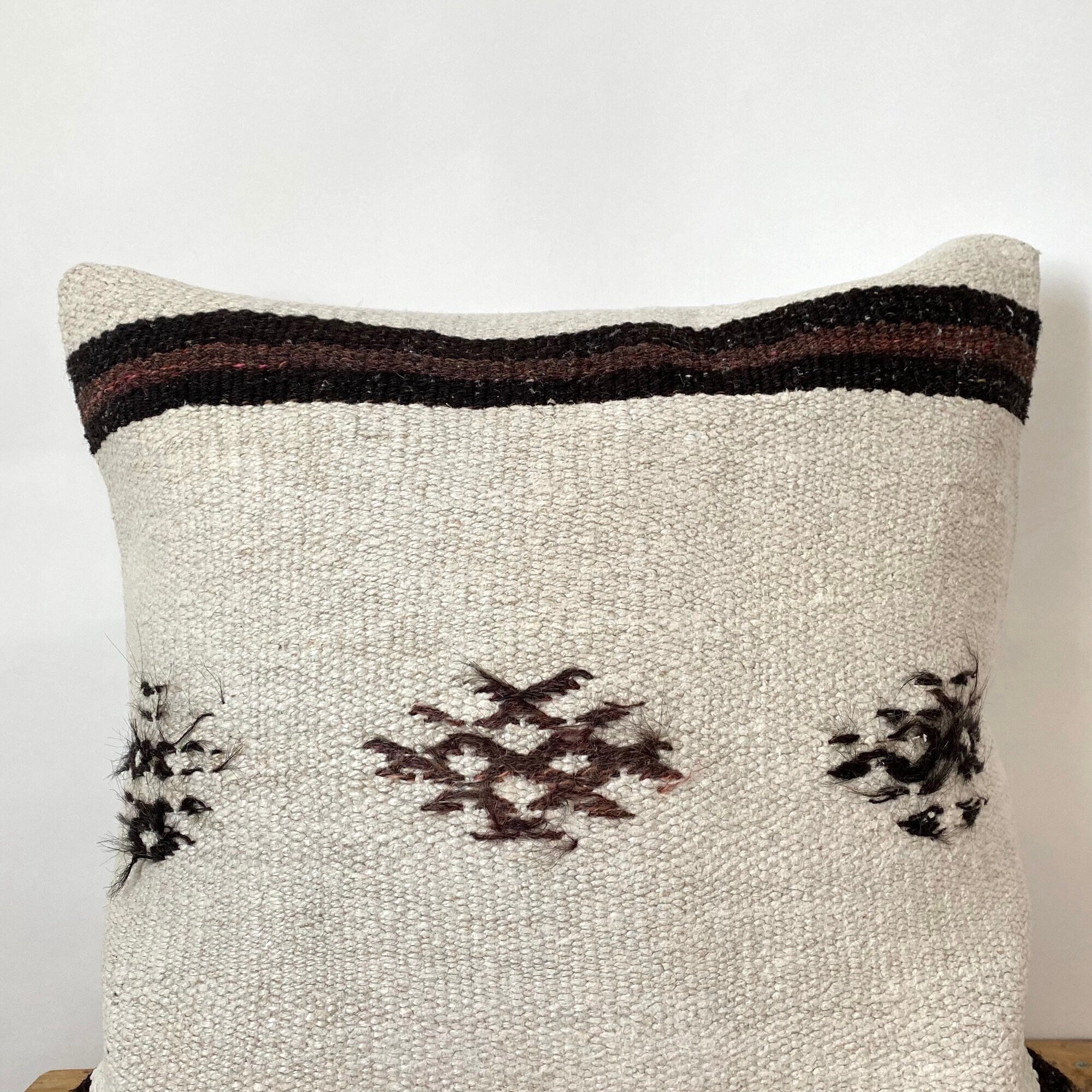 Tawny - White Hemp Pillow Cover