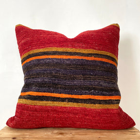 Lavinie - Red Kilim Pillow Cover