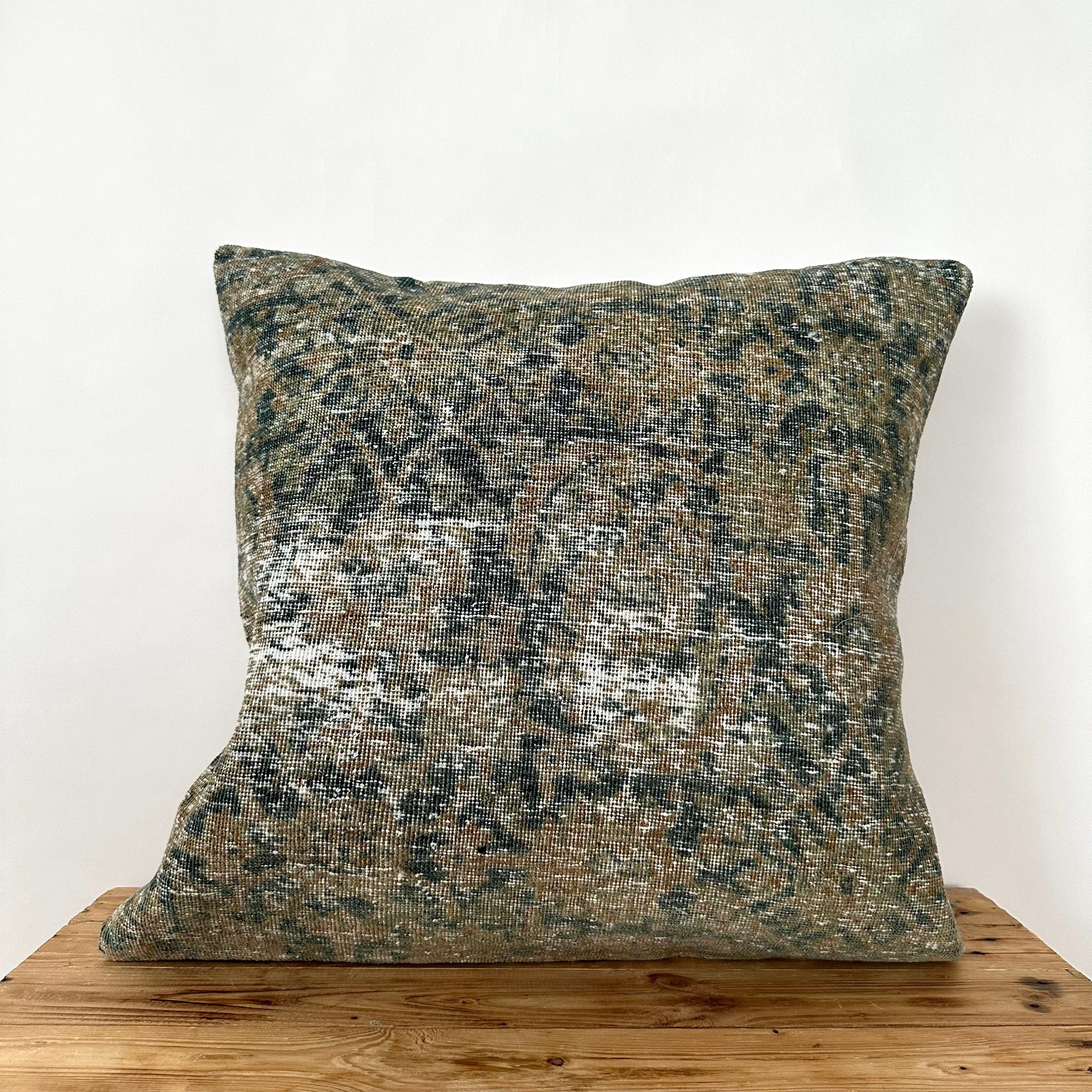 Ulka - Persian Pillow Cover