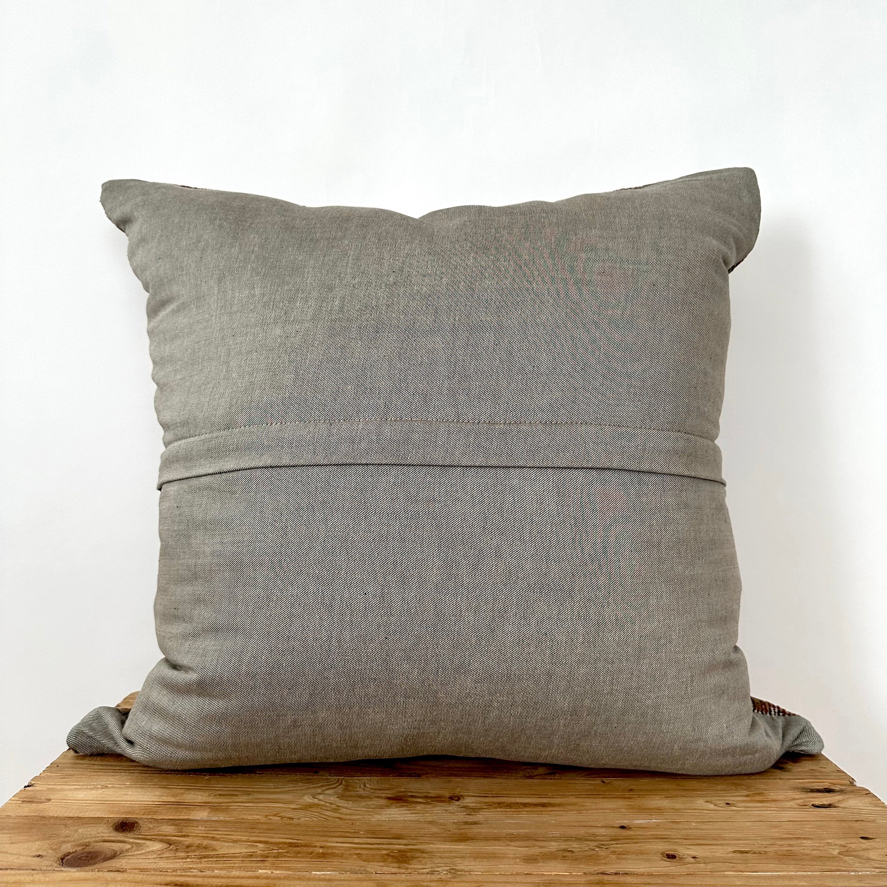 Trista - Persian Pillow Cover