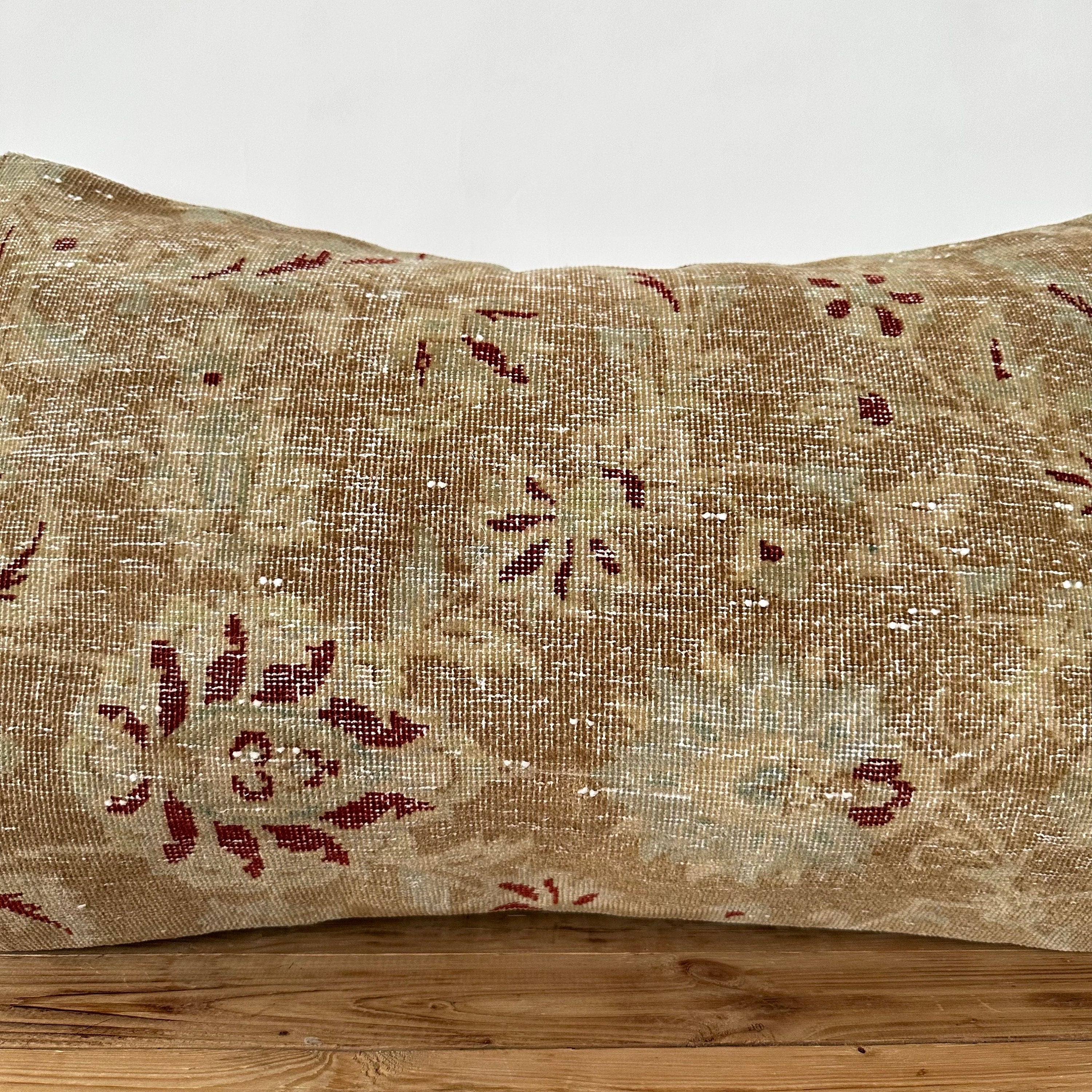 Ulenia - Persian Pillow Cover