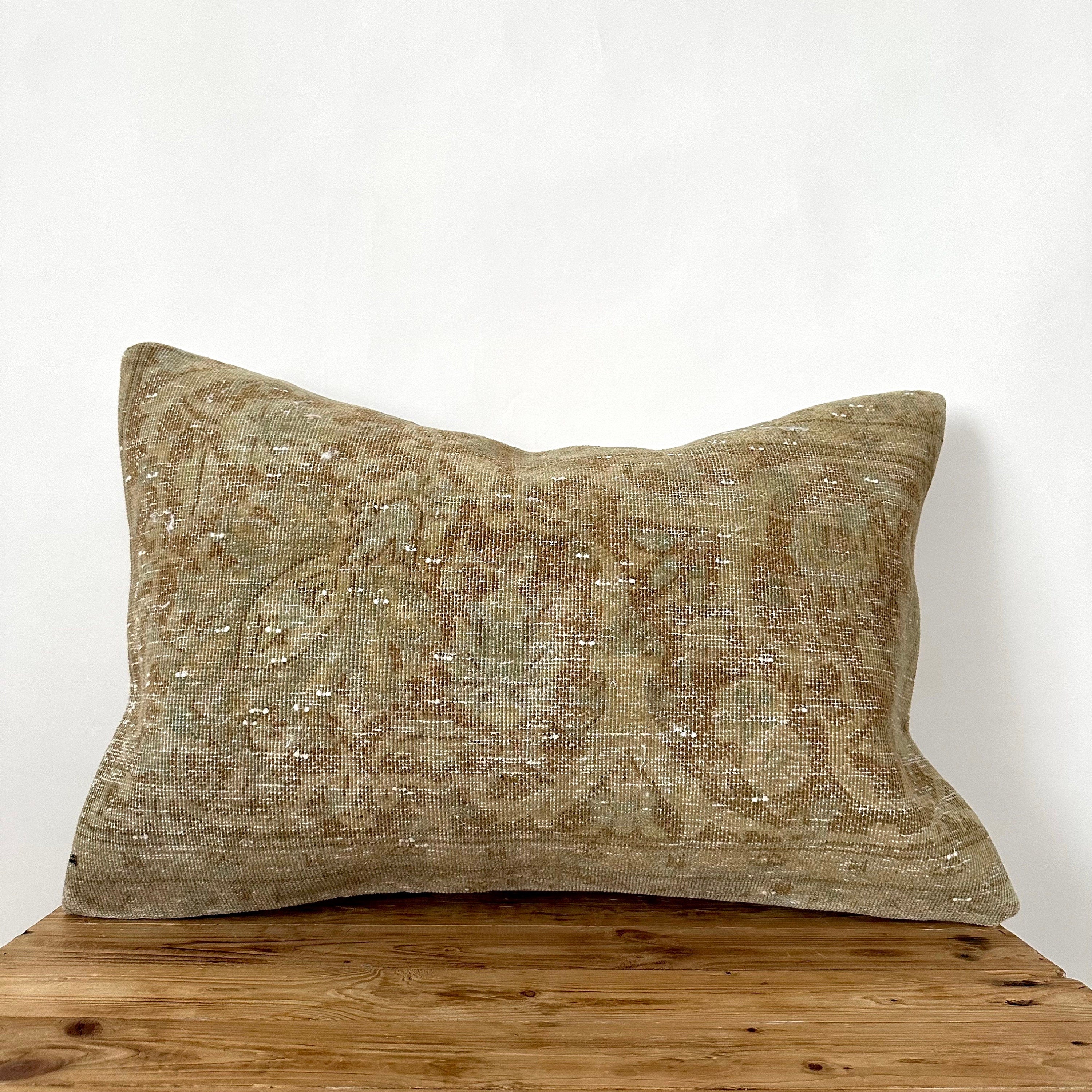 Ulvina - Persian Pillow Cover