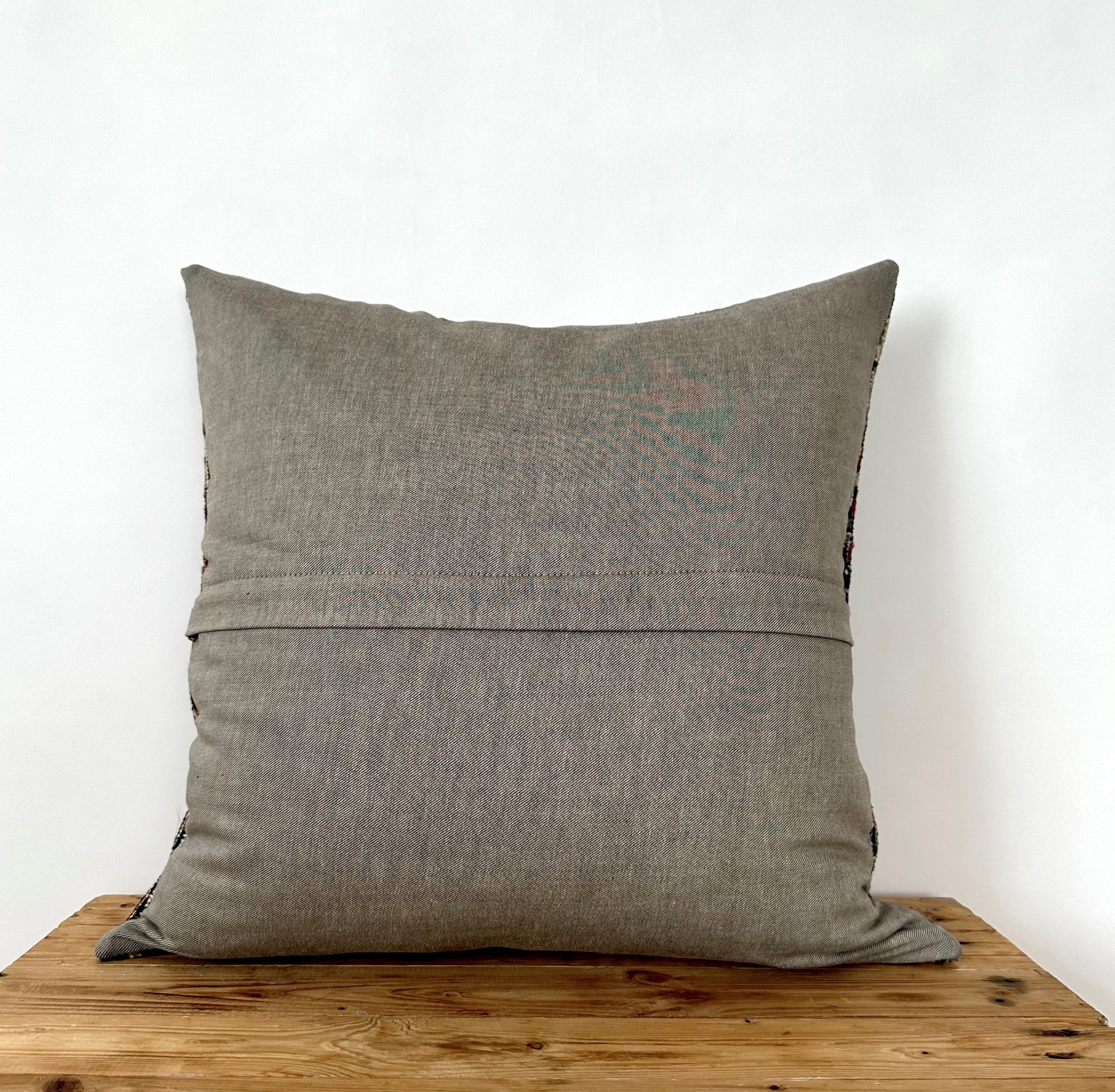 Tatia - Persian Pillow Cover