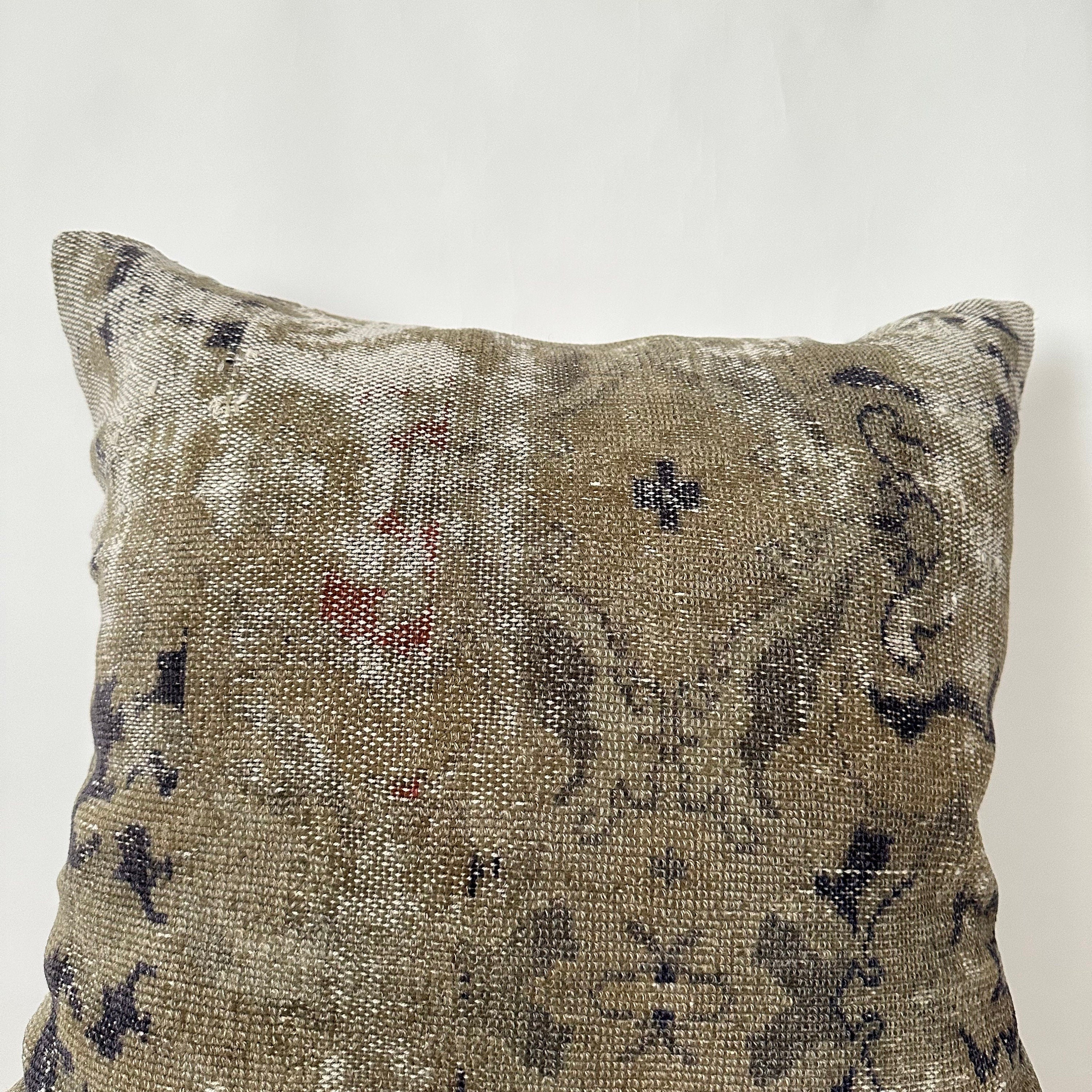 Tyana - Persian Pillow Cover