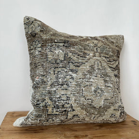 Trula - Persian Pillow Cover