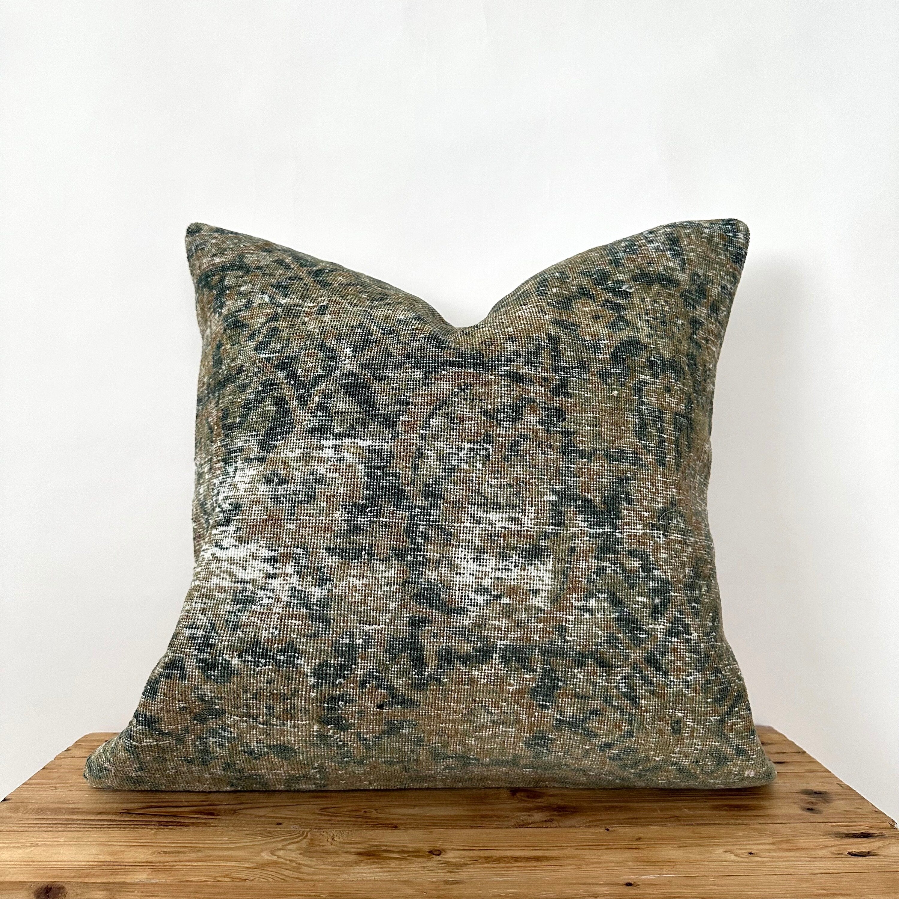 Ulka - Persian Pillow Cover