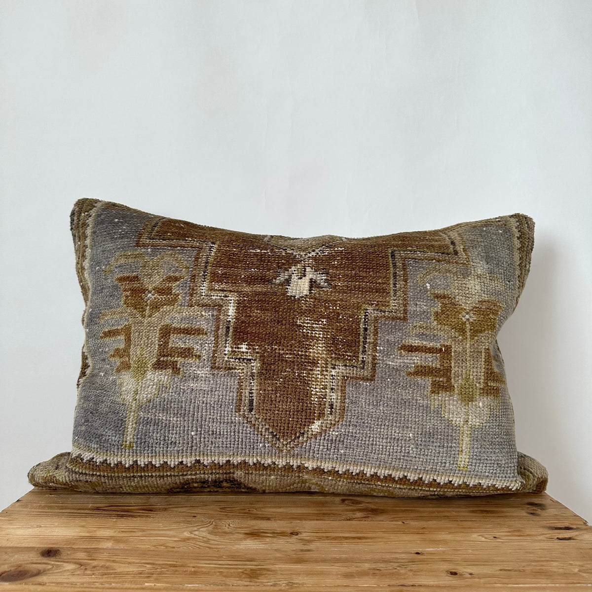 Ulvilda - Persian Pillow Cover