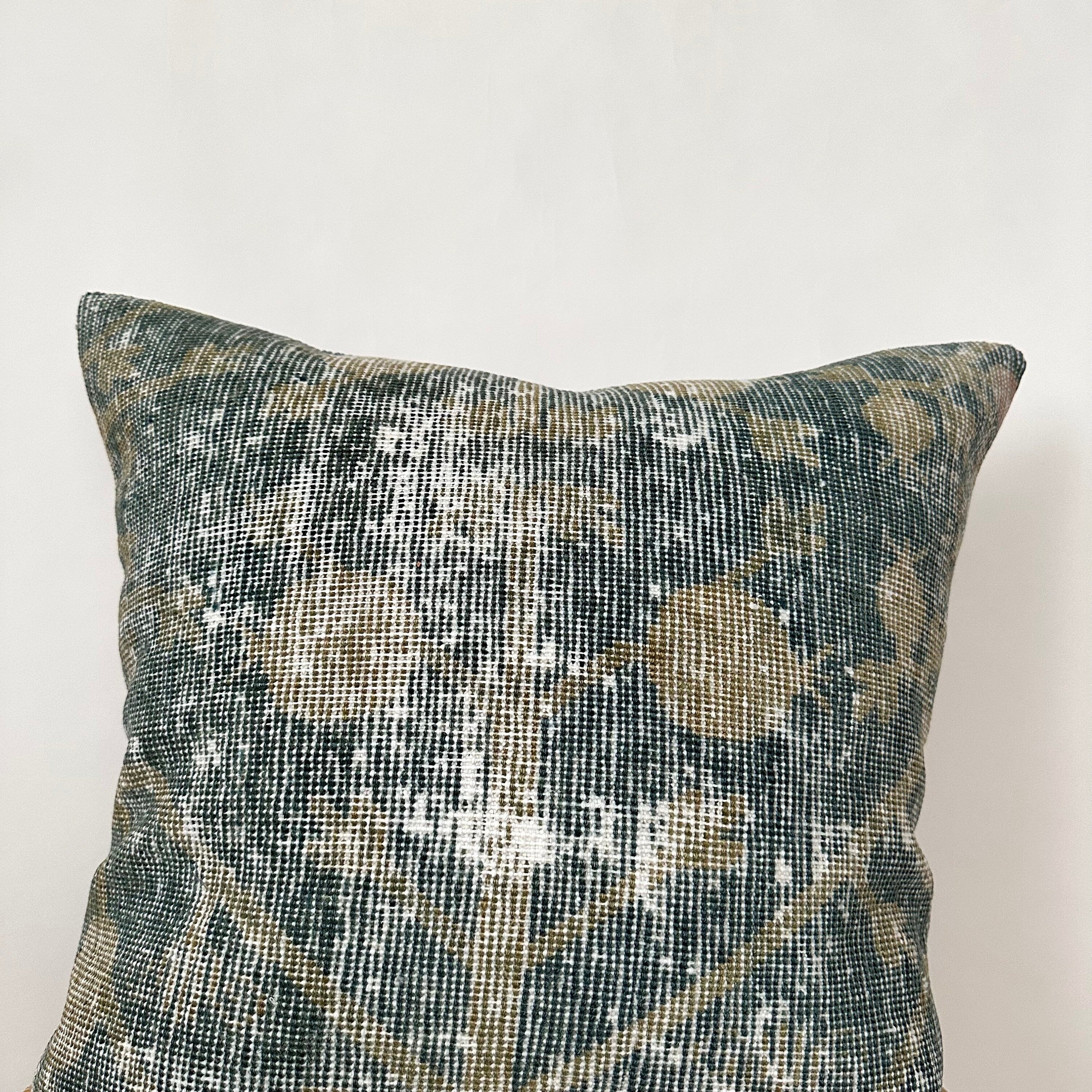 Tamera - Persian Pillow Cover