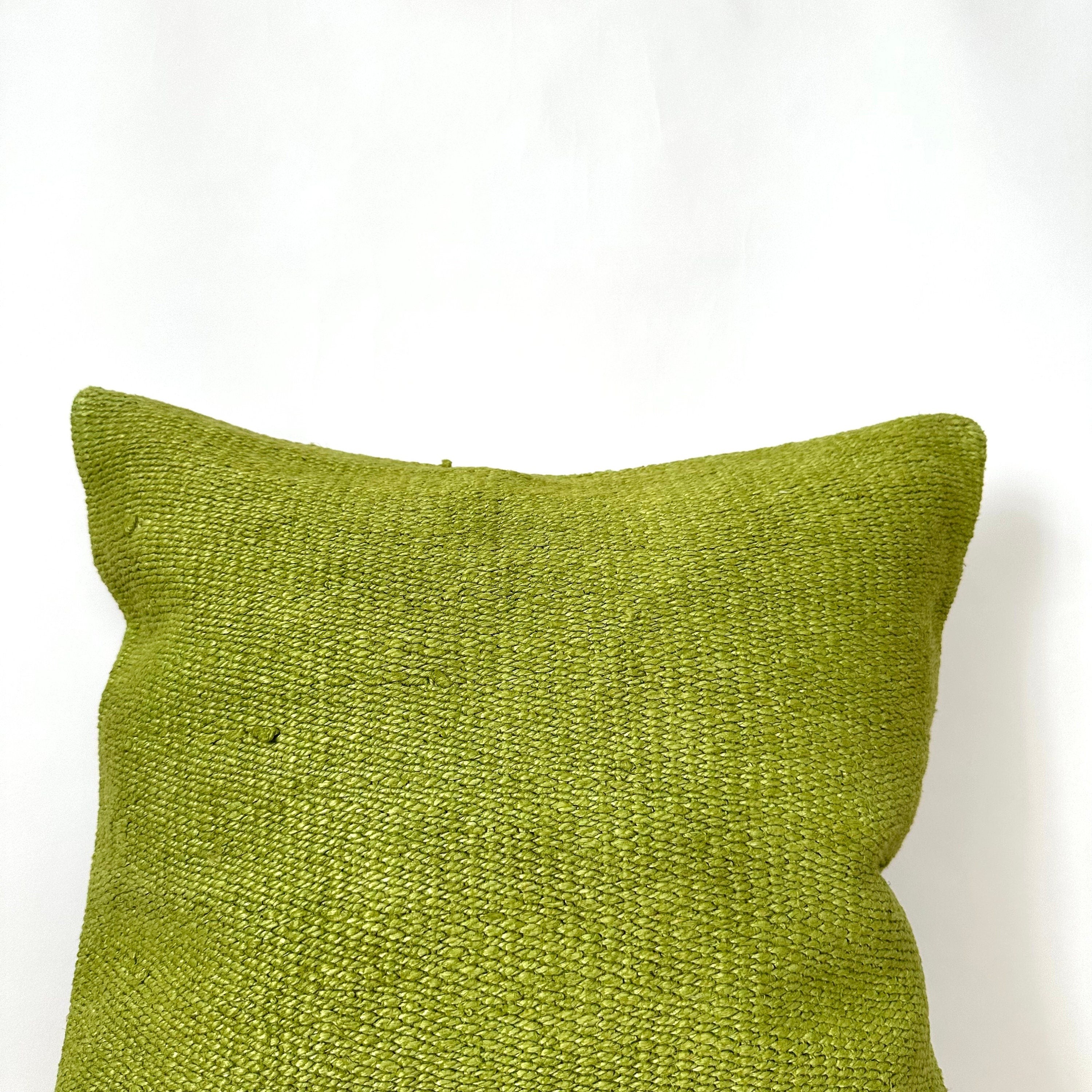 Carlina - Green Hemp Pillow Cover