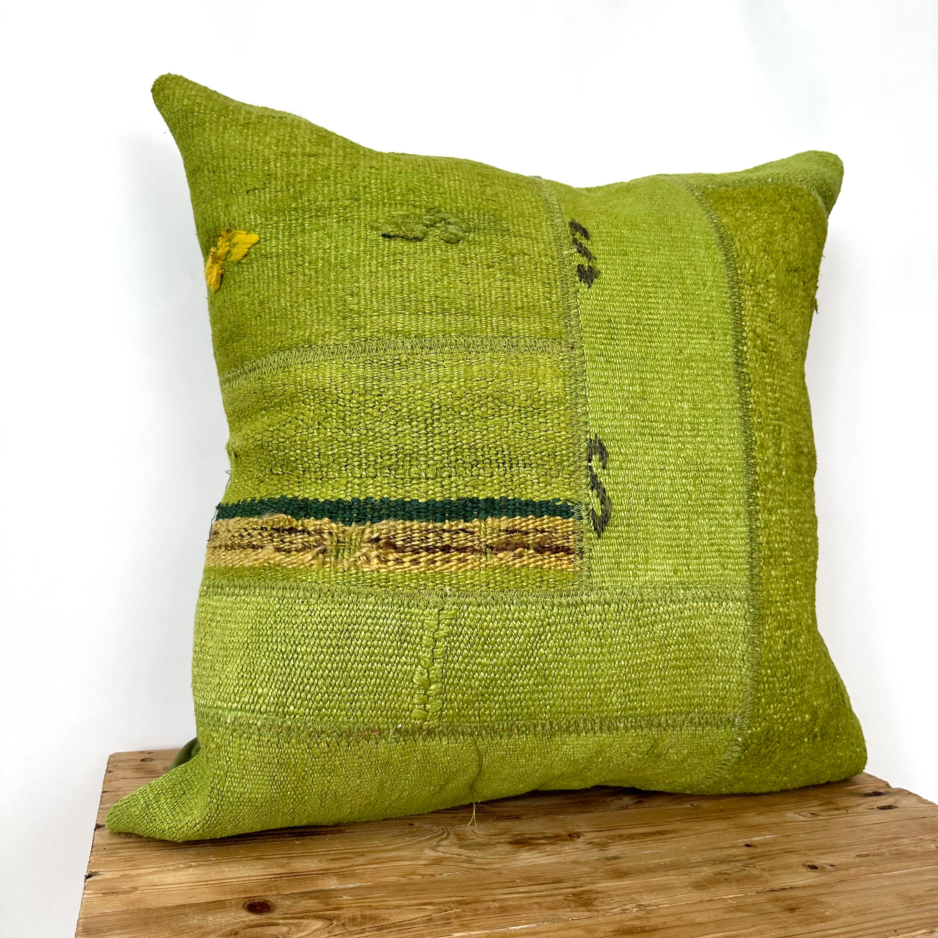 Clarina - Green Hemp Pillow Cover