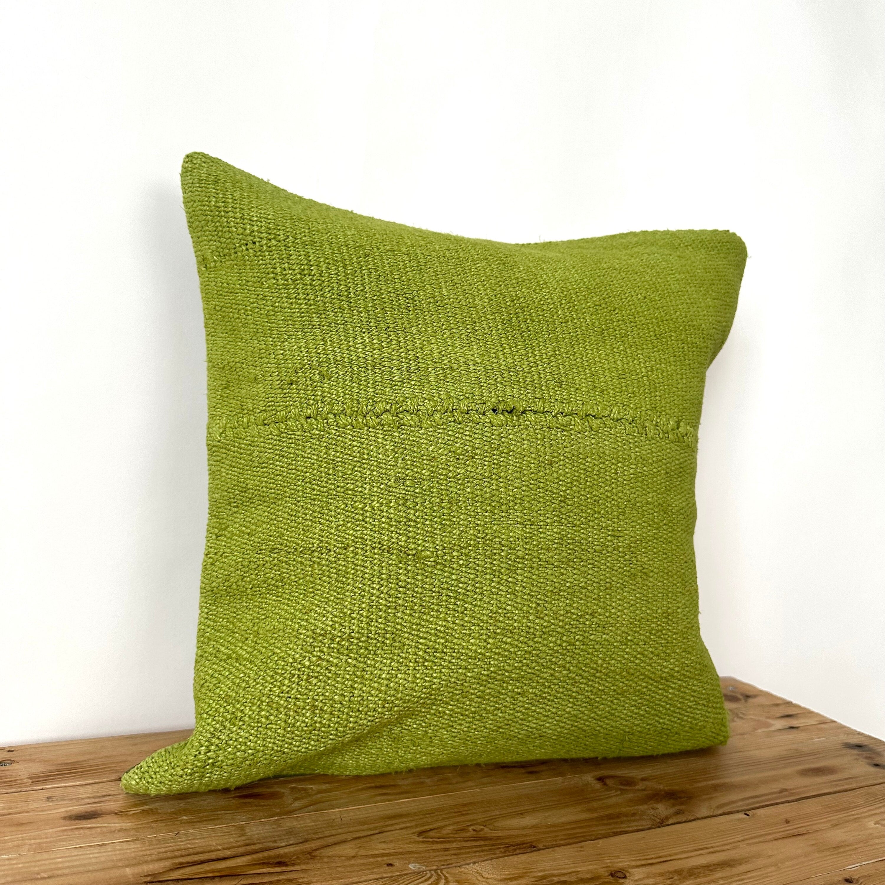 Carlotta - Green Hemp Pillow Cover