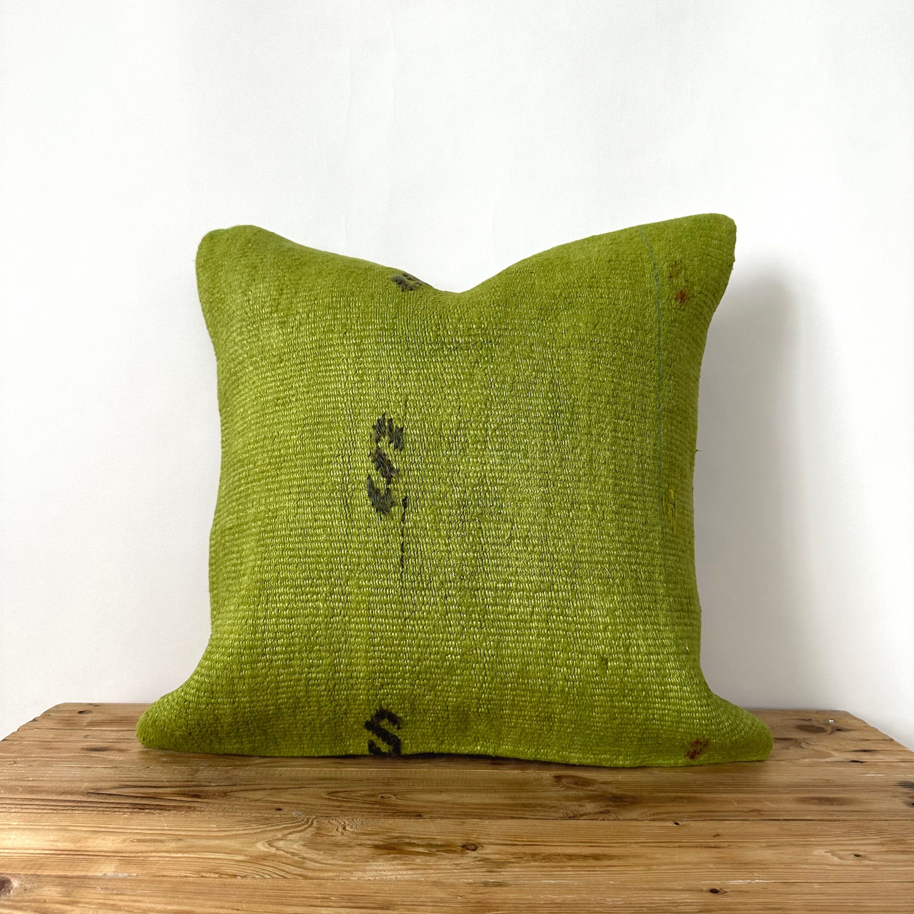 Callidora - Green Hemp Pillow Cover