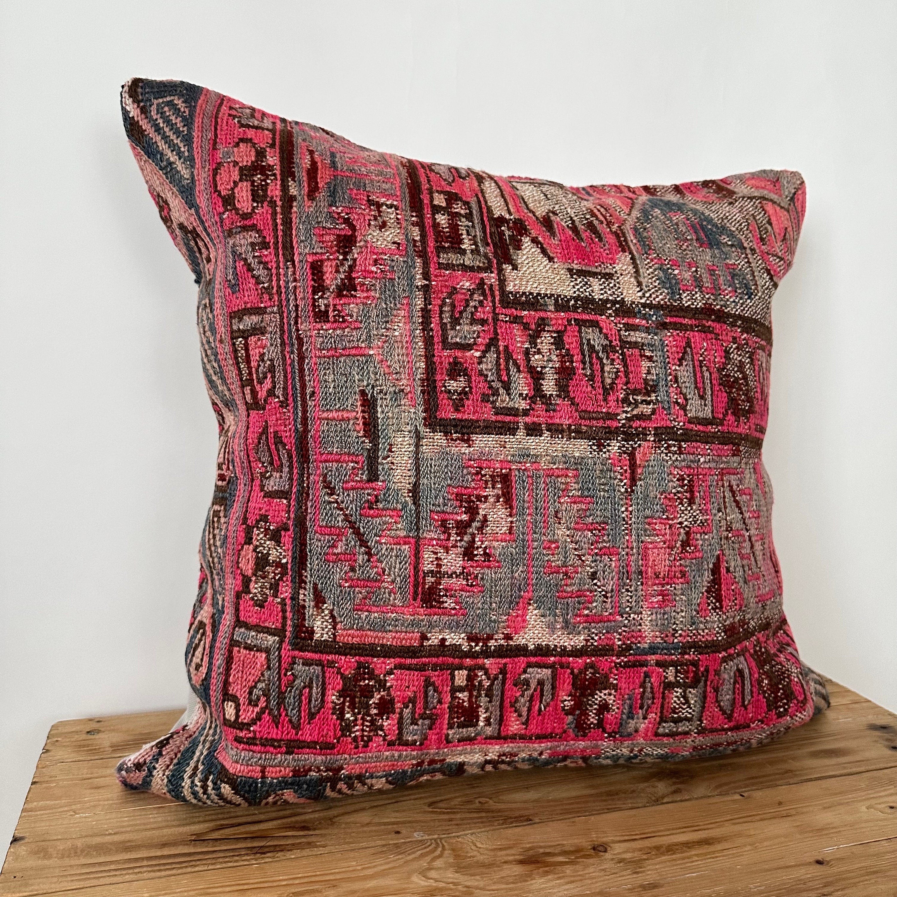 Tazara - Persian Pillow Cover