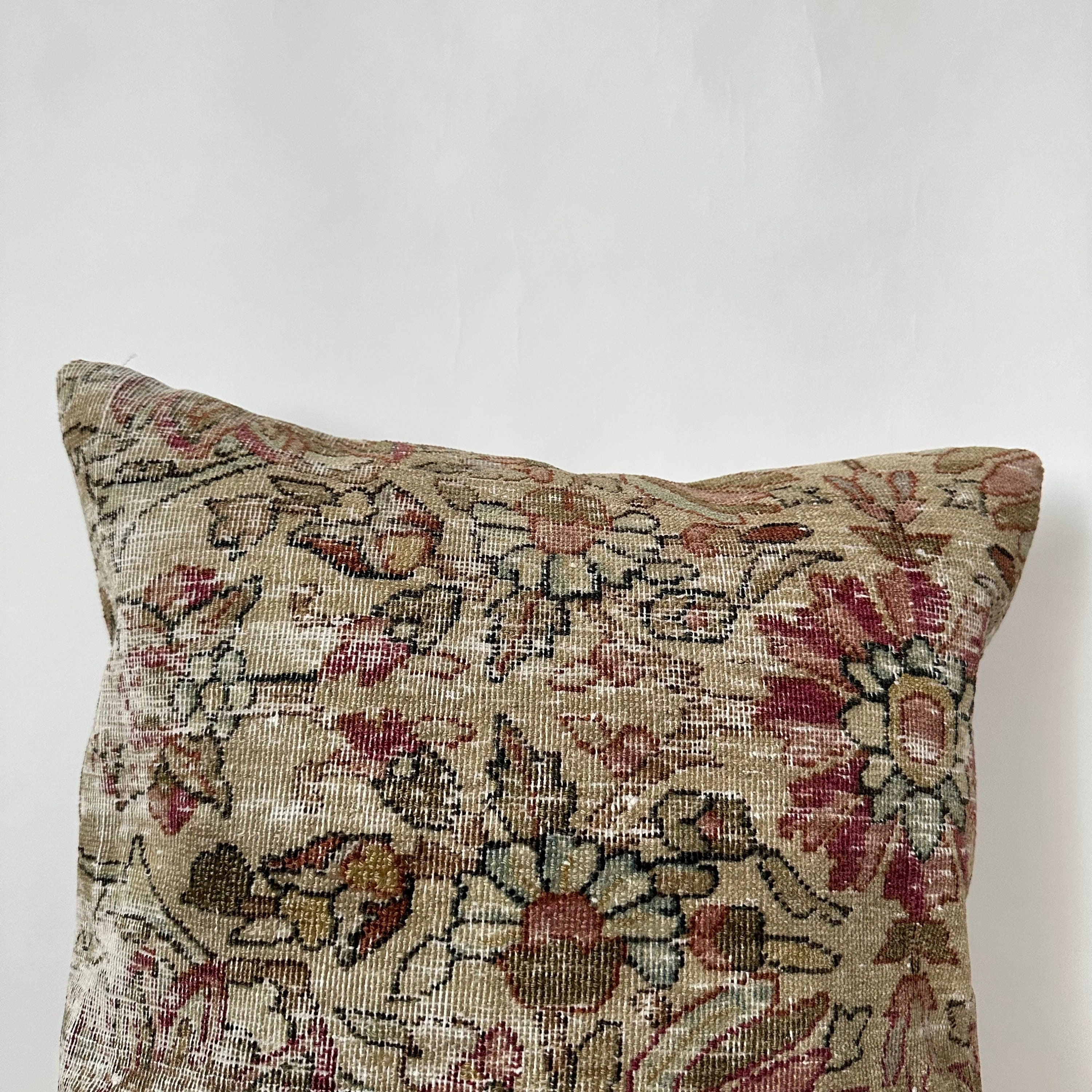 Ulayna - Persian Pillow Cover