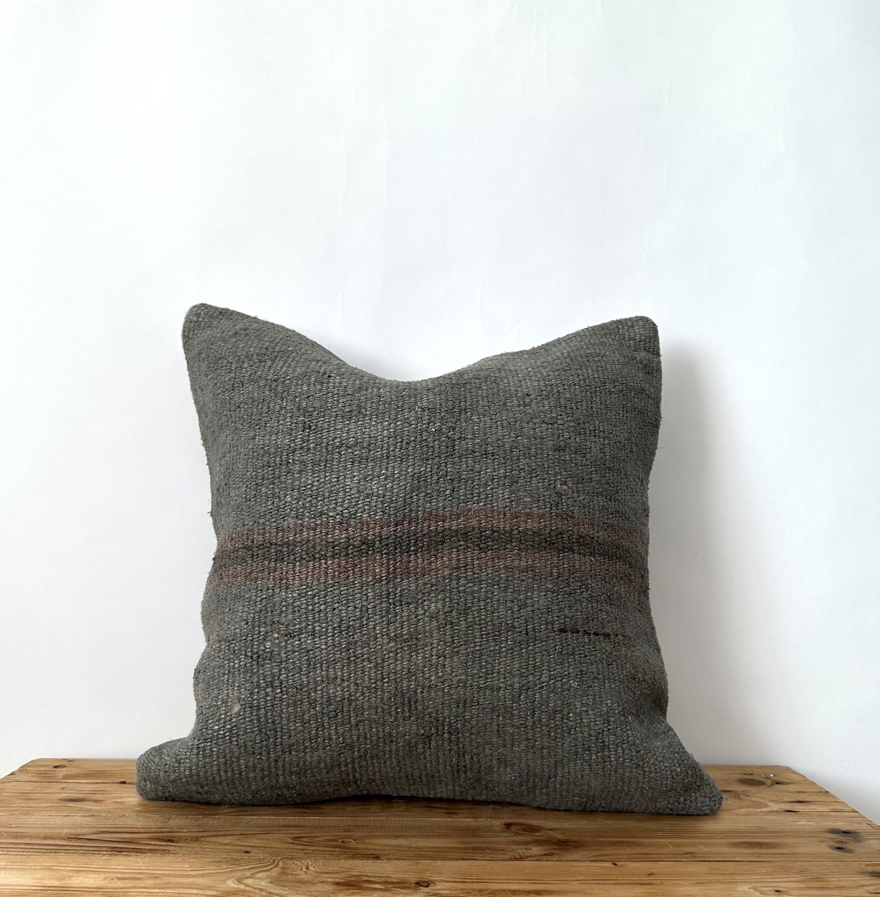 Cerena - Green Hemp Pillow Cover