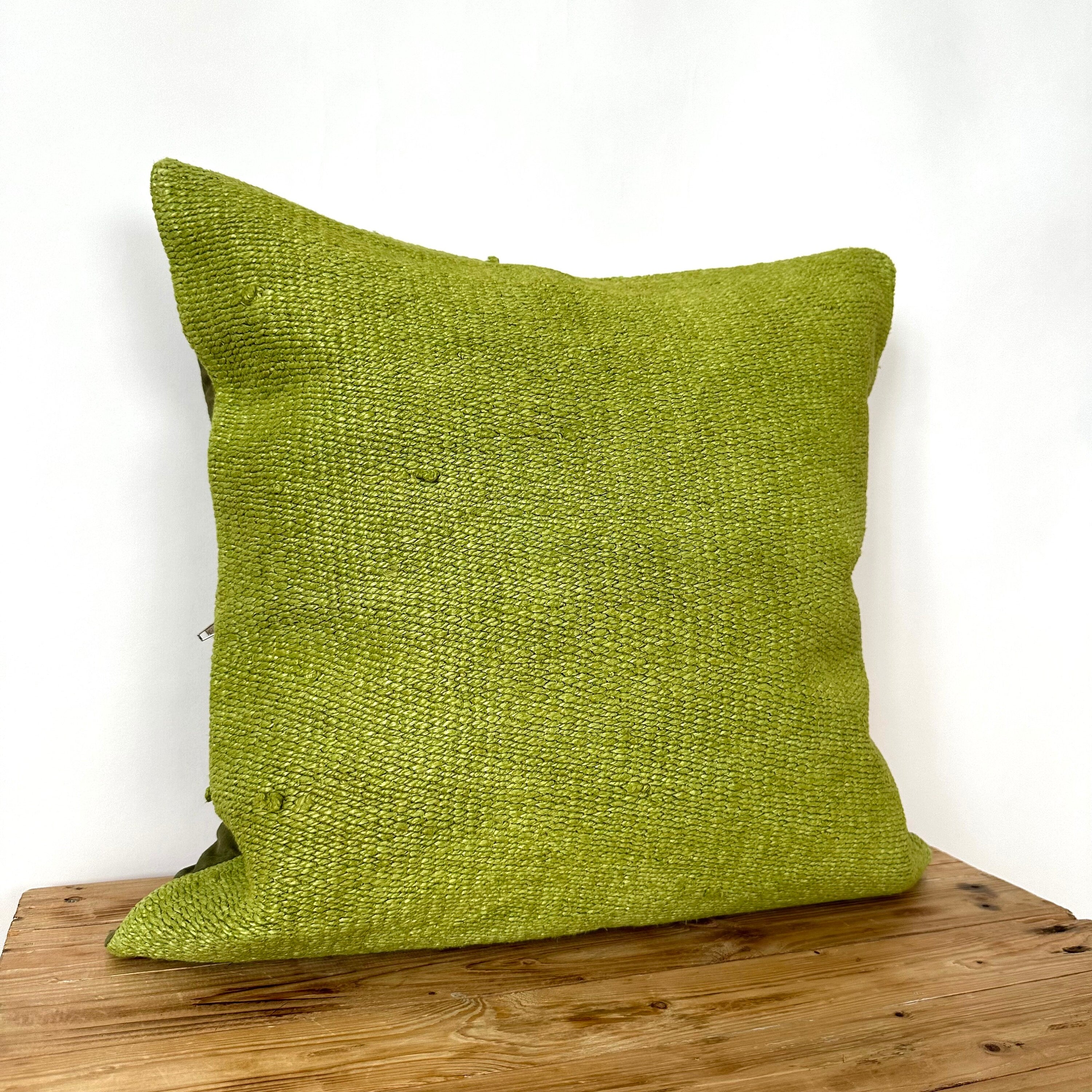 Carlina - Green Hemp Pillow Cover