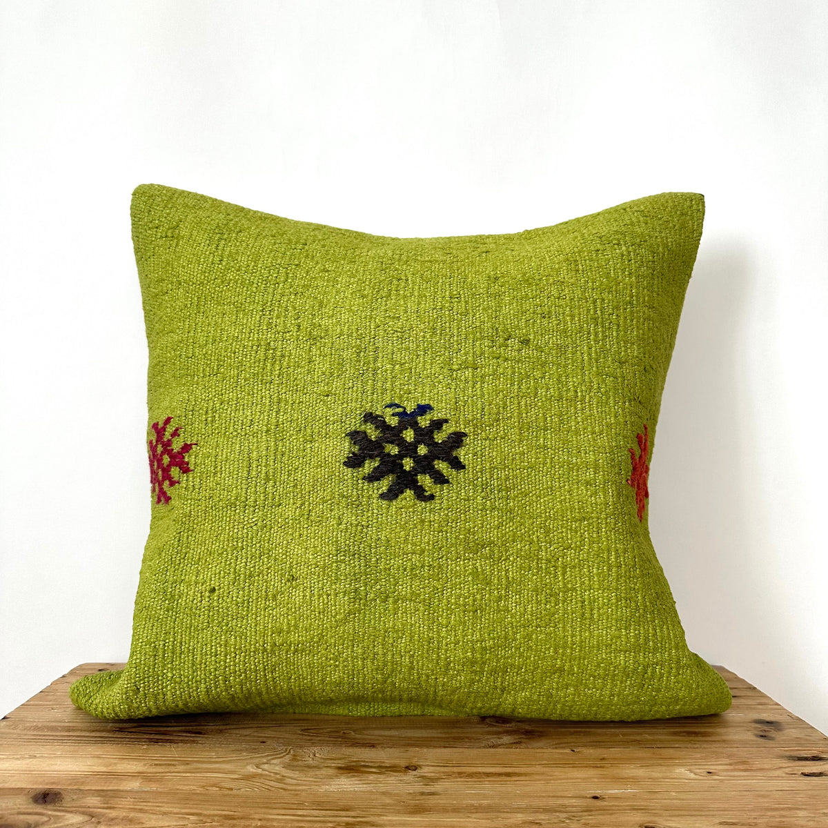 Cordella - Green Hemp Pillow Cover