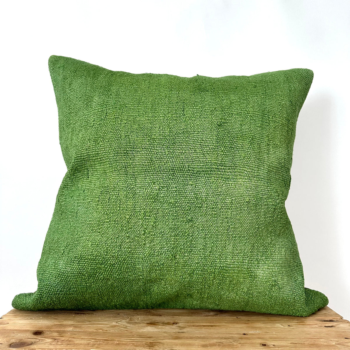 Clemencia - Green Hemp Pillow Cover