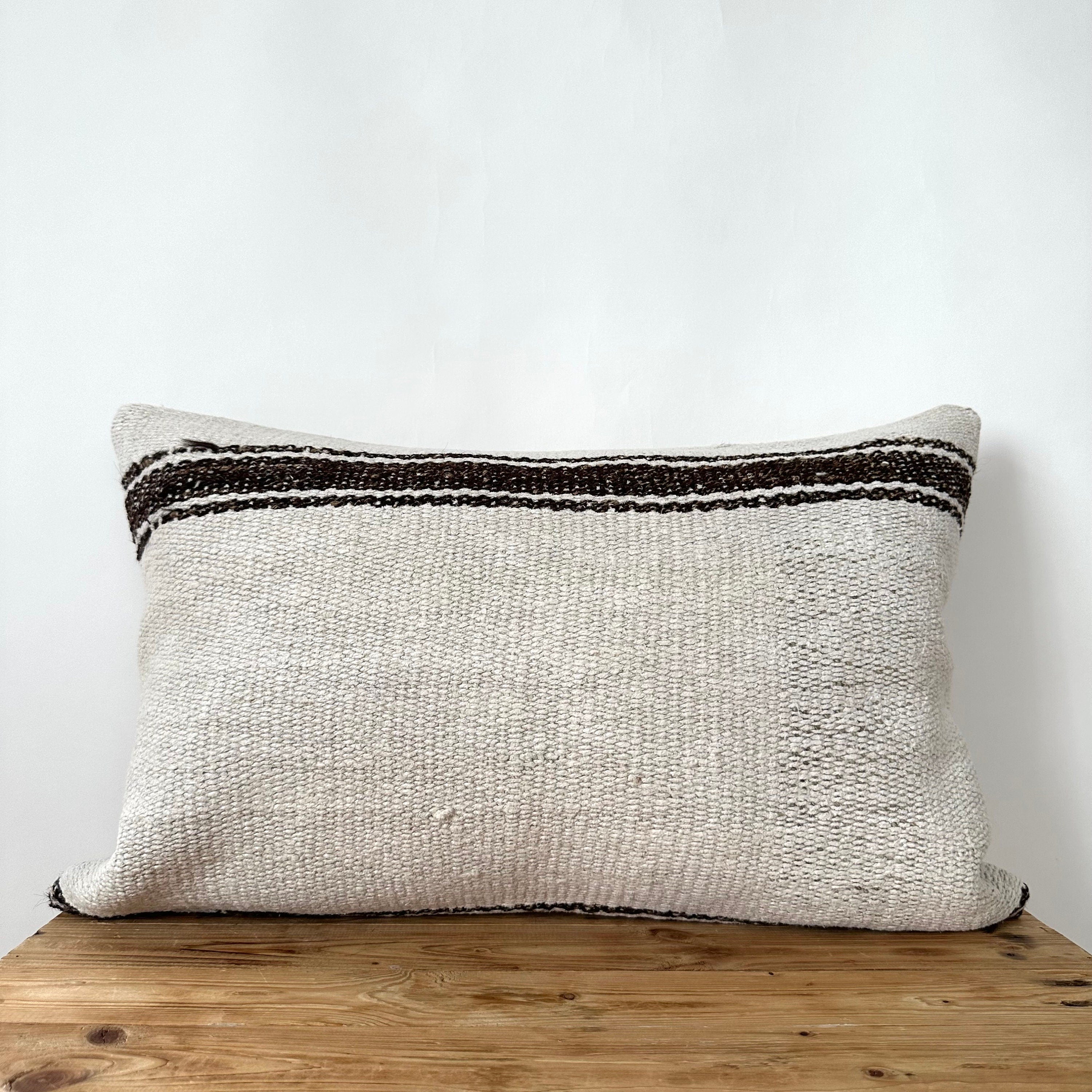 Tannis - White Hemp Pillow Cover