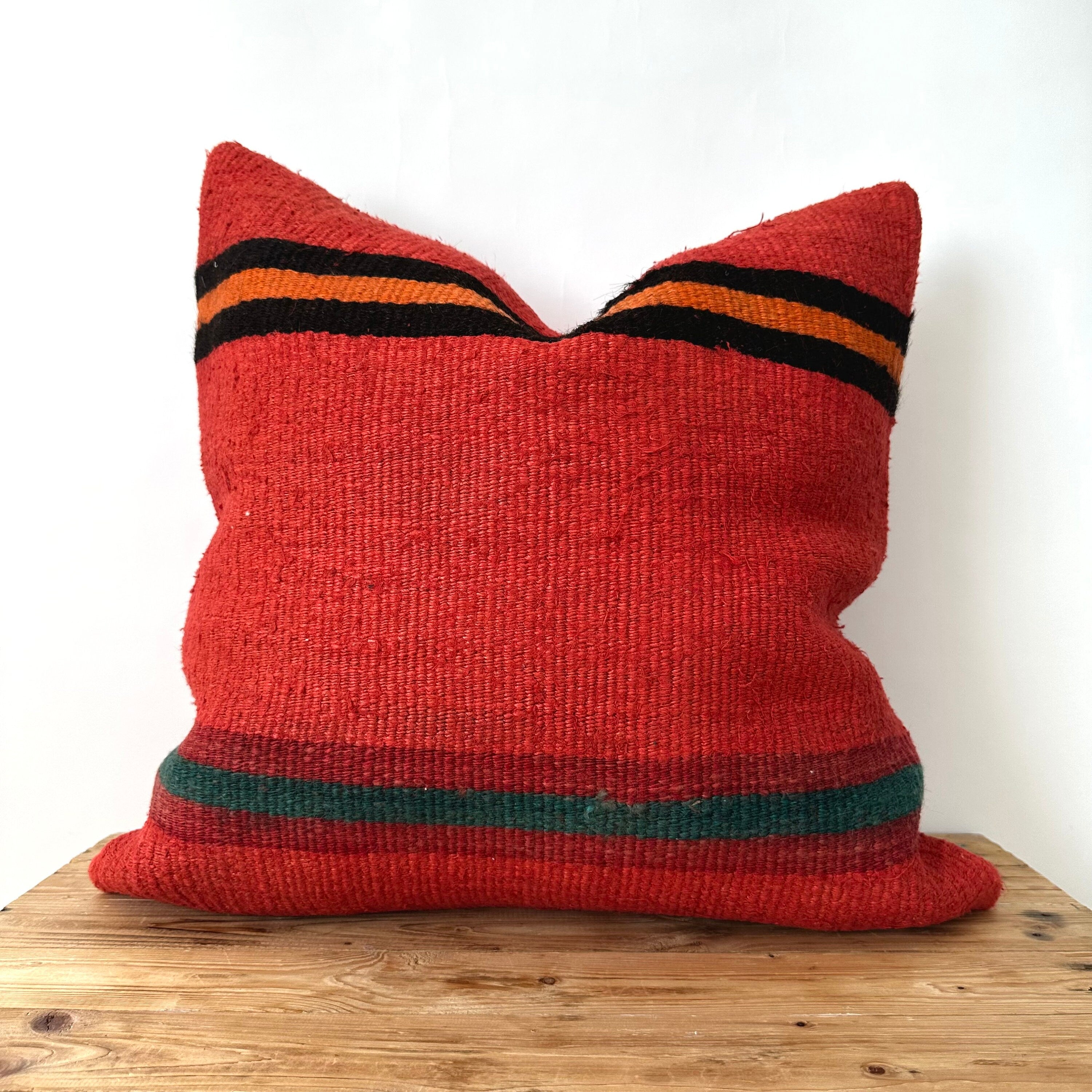 Yelis - Red Hemp Pillow Cover