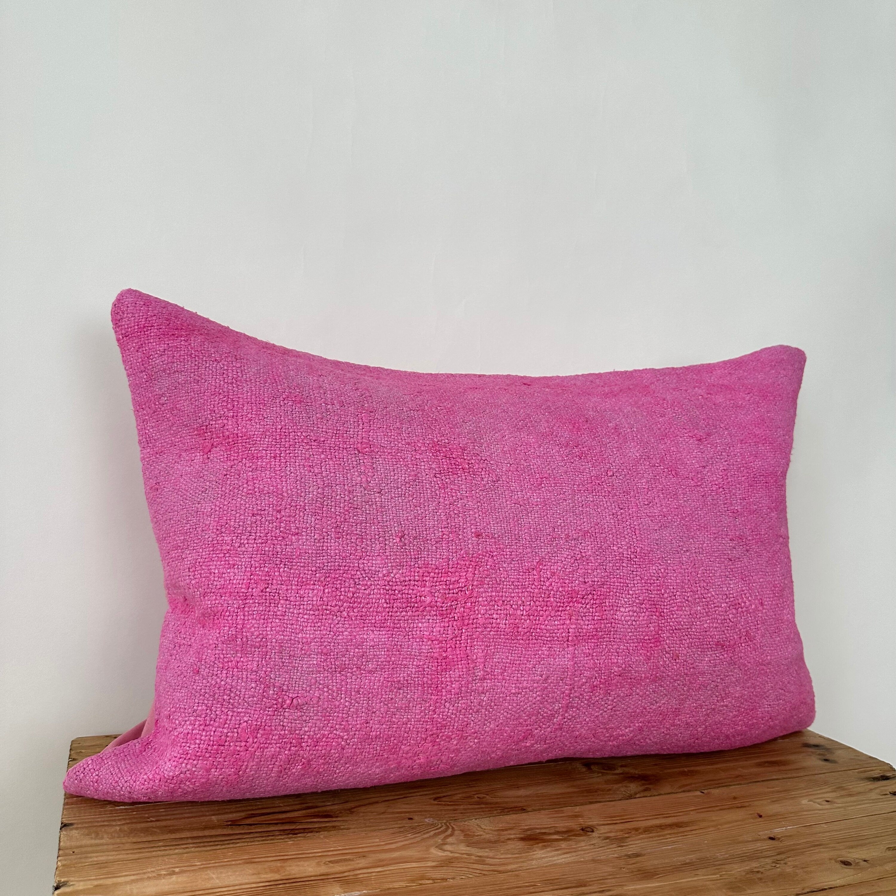 Yaelis - Pink Hemp Pillow Cover