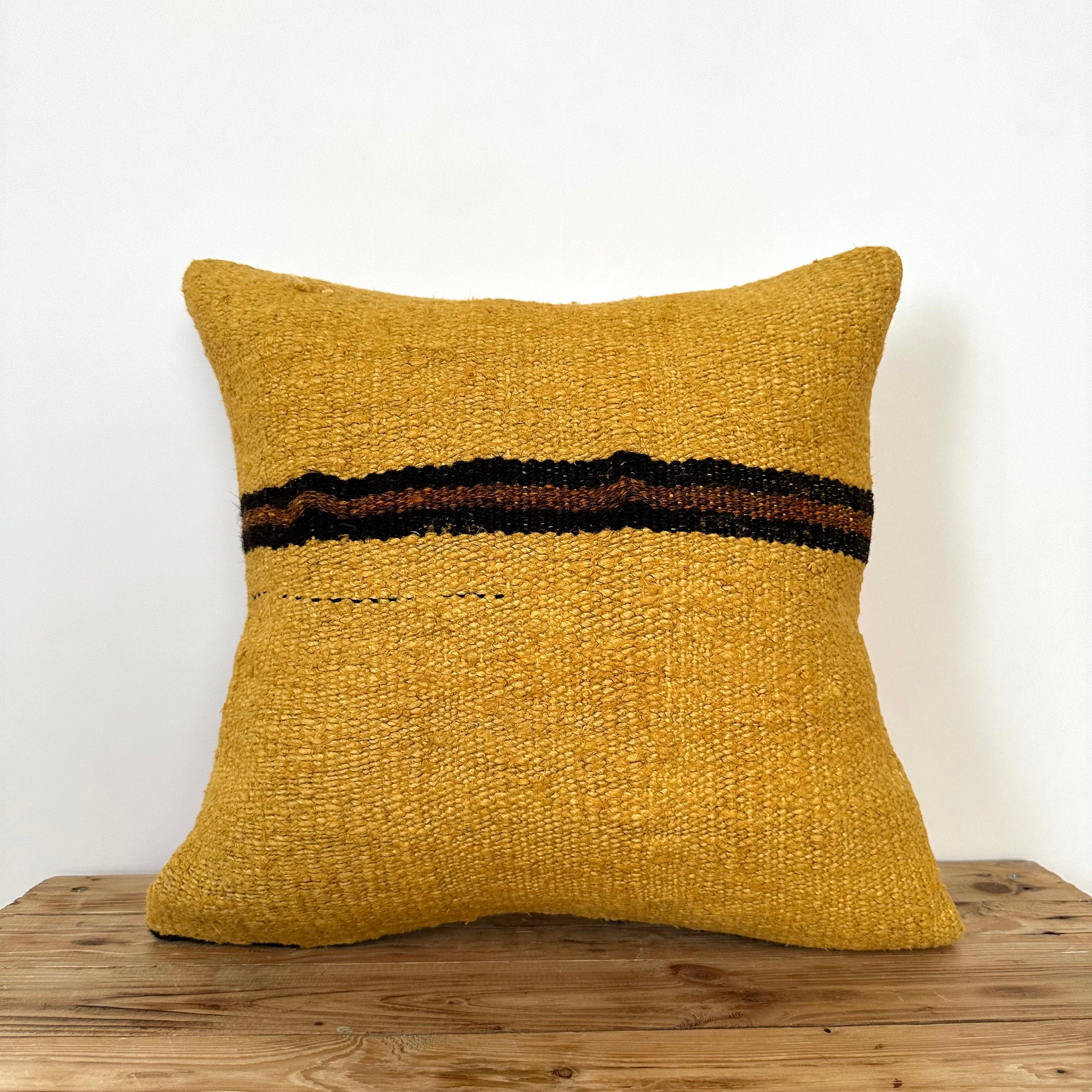 Yazmina - Yellow Hemp Pillow Cover