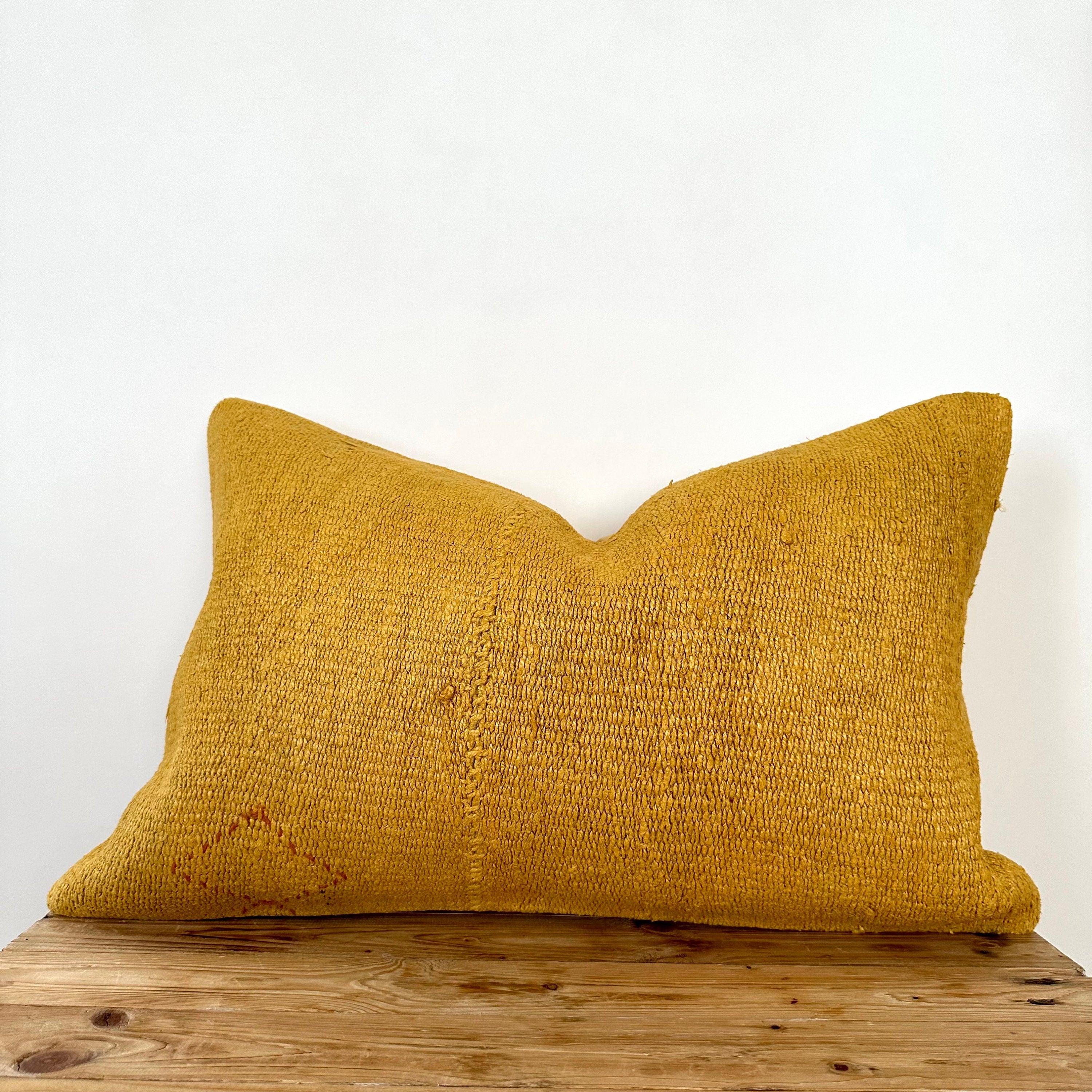 Yarley - Yellow Hemp Pillow Cover