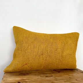 Yarley - Yellow Hemp Pillow Cover