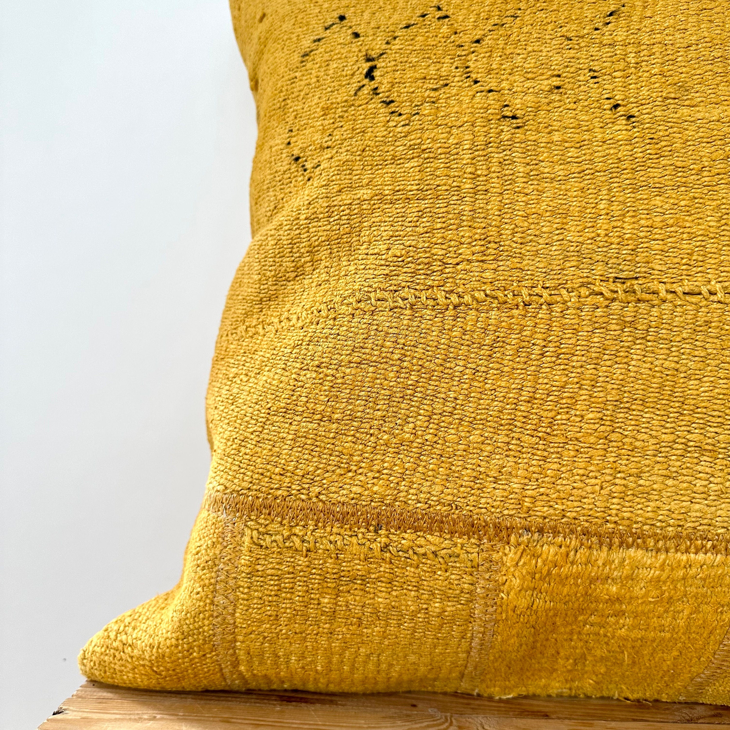 Yamila - Yellow Hemp Pillow Cover