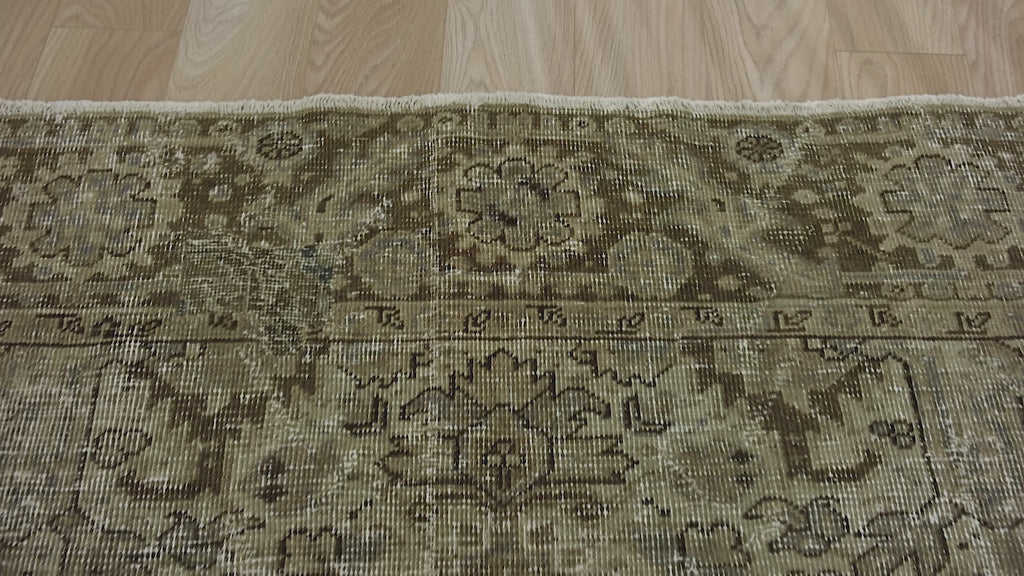 Luxurious Handmade Rug with Intricate Motifs - Kuden Rugs