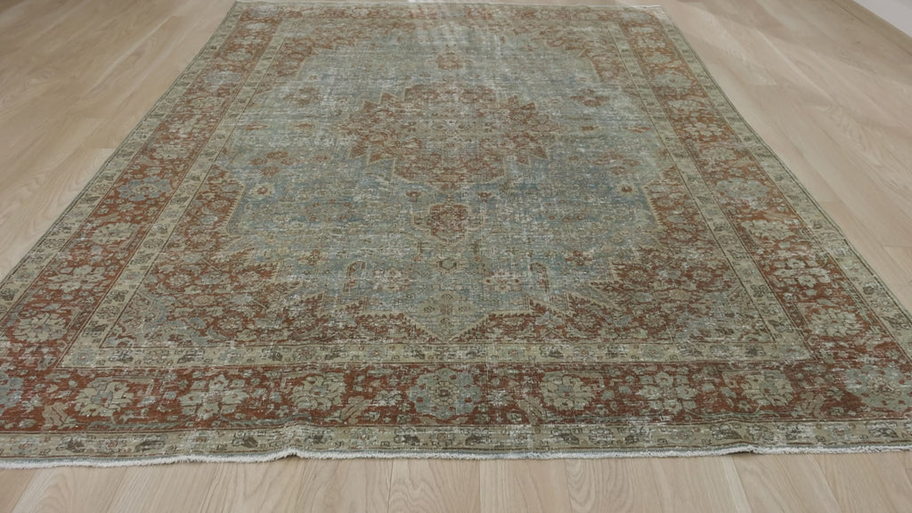 Elegant Vintage Rug with Soft, Earthy Colors - Kuden Rugs