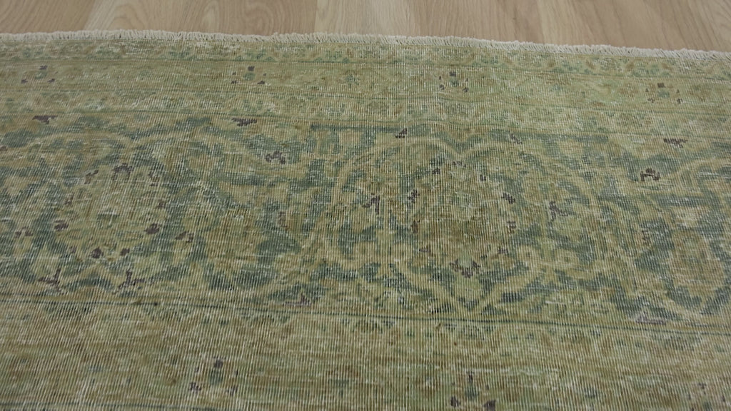 Vintage Rug with Soft, Earthy Tones - Kuden Rugs