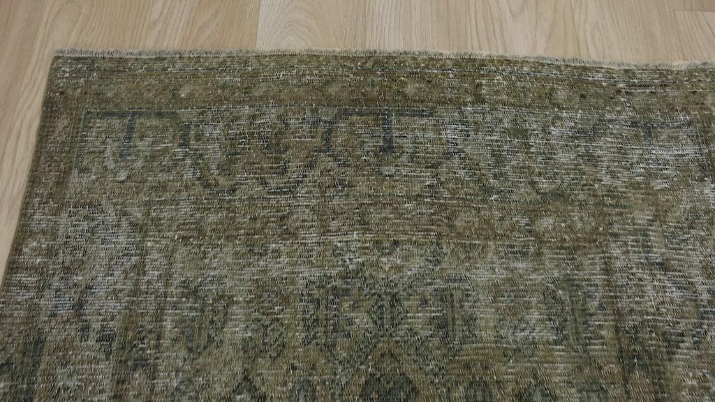 Luxurious Hand-Knotted Rug with Intricate Details - Kuden Rugs