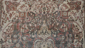 Artisan accent rug from persian, sized 4x6 for the perfect entryway, bedroom, hallway, living room look